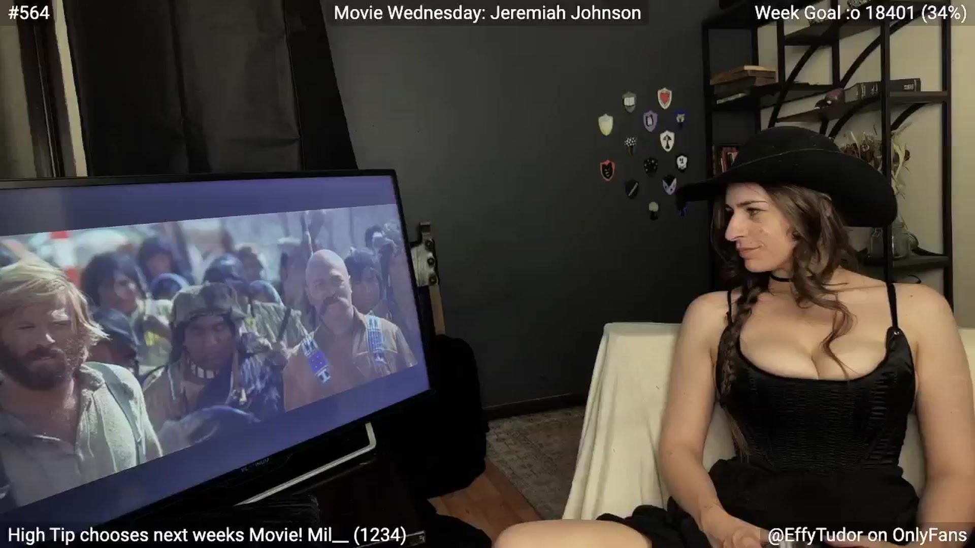 Gallery image thumbnail from EffyTudor's myfreecams stream on, 11/13/2024, 07:04 image 10 of 20