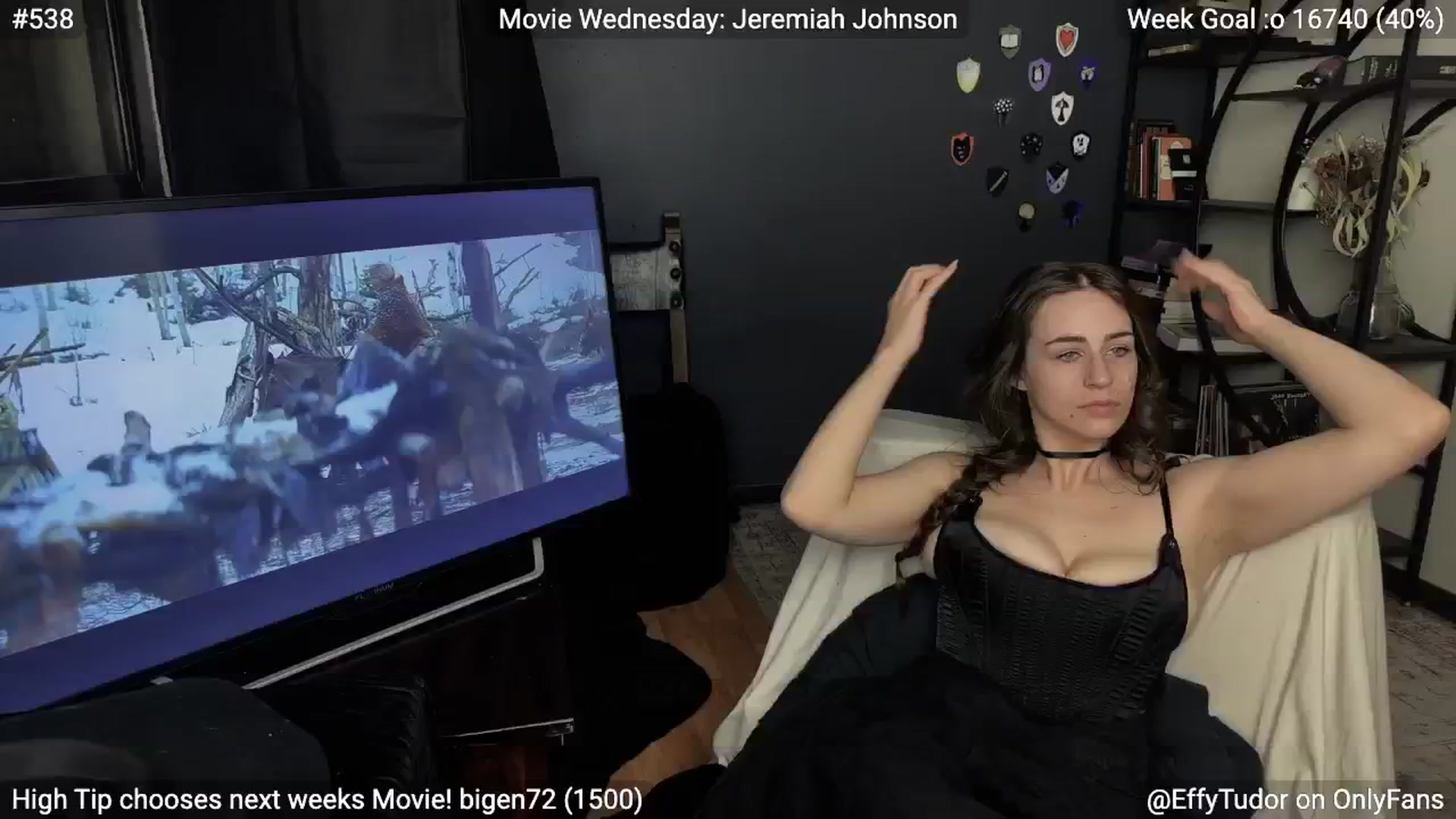 Gallery image thumbnail from EffyTudor's myfreecams stream on, 11/13/2024, 07:04 image 16 of 20