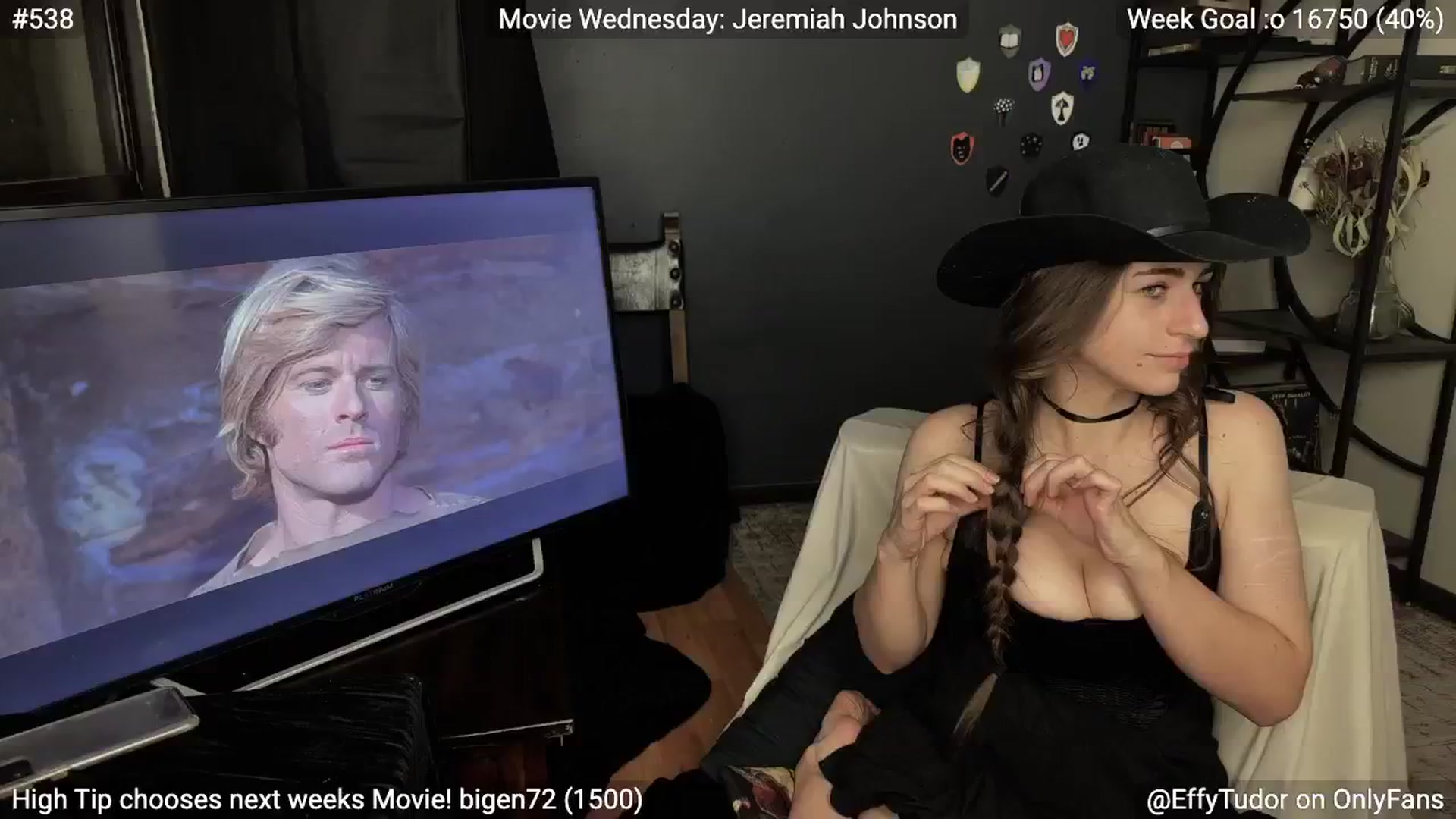 Gallery image thumbnail from EffyTudor's myfreecams stream on, 11/13/2024, 07:04 image 15 of 20
