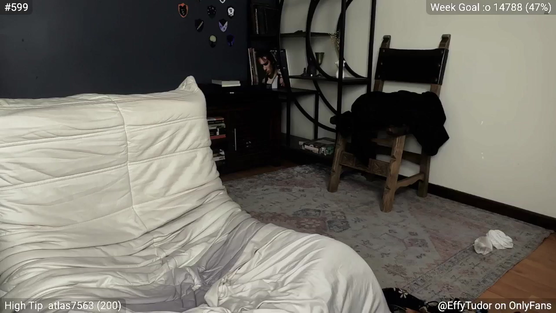 Gallery image thumbnail from EffyTudor's myfreecams stream on, 11/15/2024, 08:53 image 14 of 20