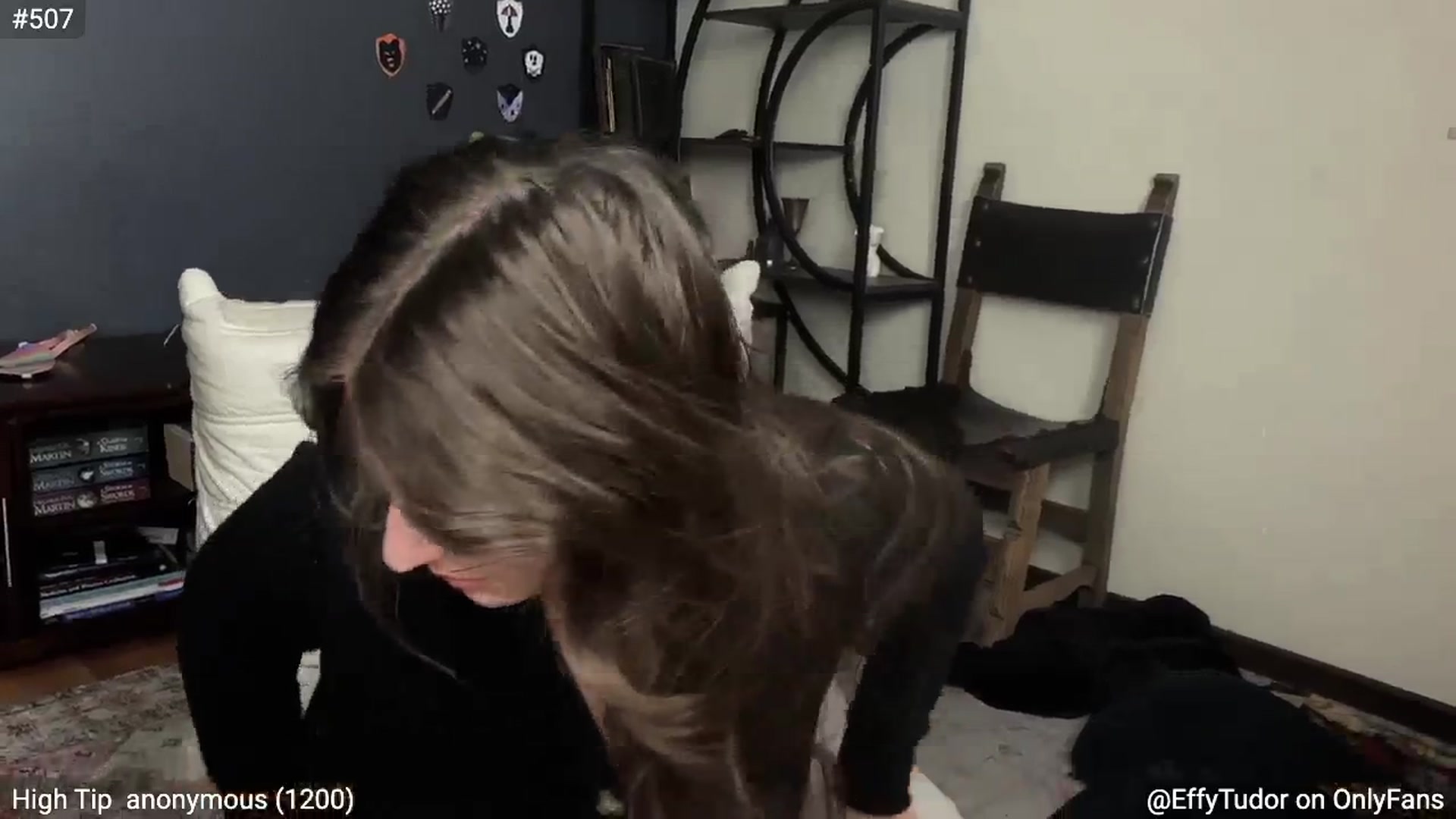 Gallery image thumbnail from EffyTudor's myfreecams stream on, 11/22/2024, 07:48 image 9 of 20