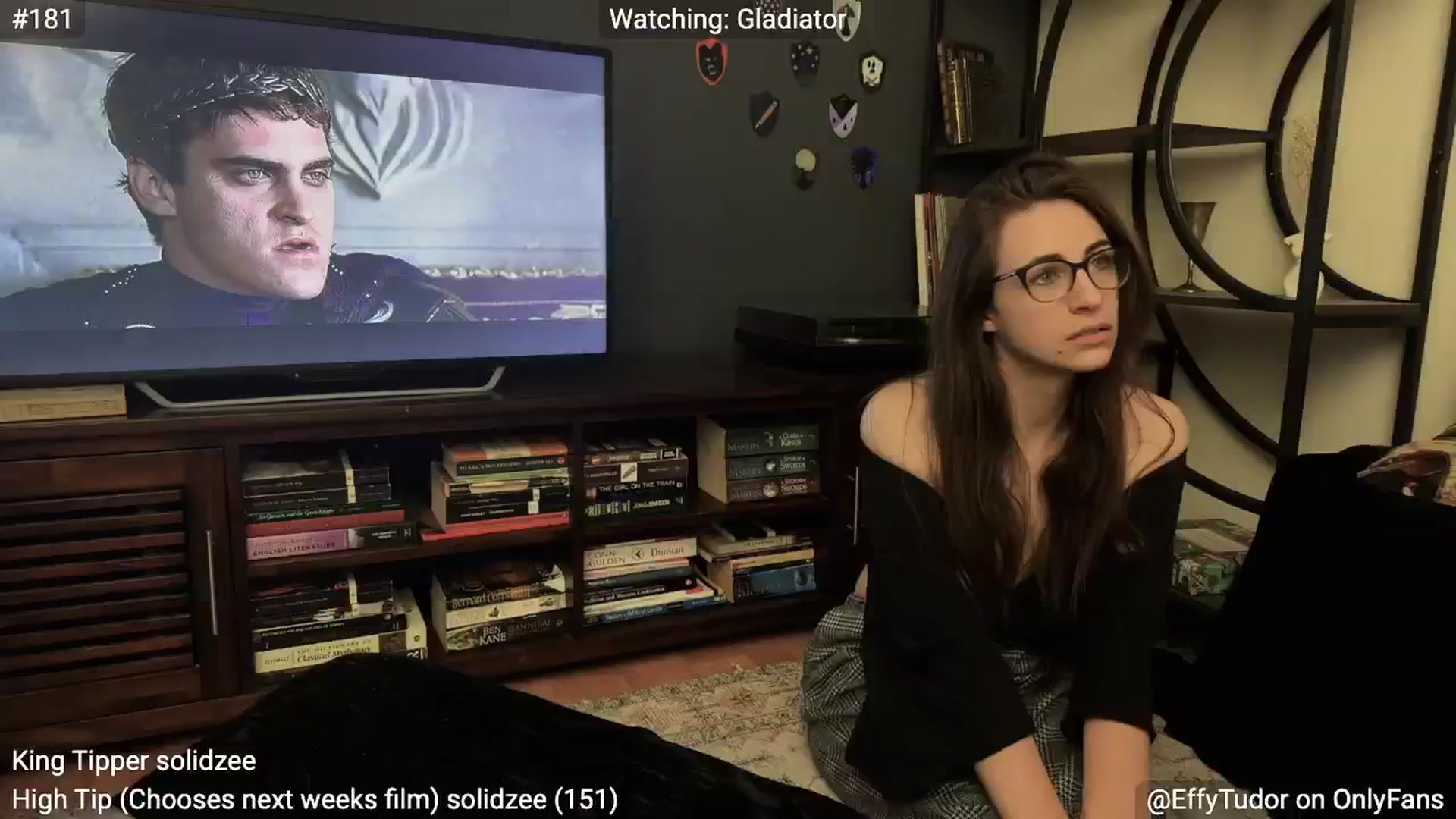 Gallery image thumbnail from EffyTudor's myfreecams stream on, 12/04/2024, 06:45 image 9 of 20