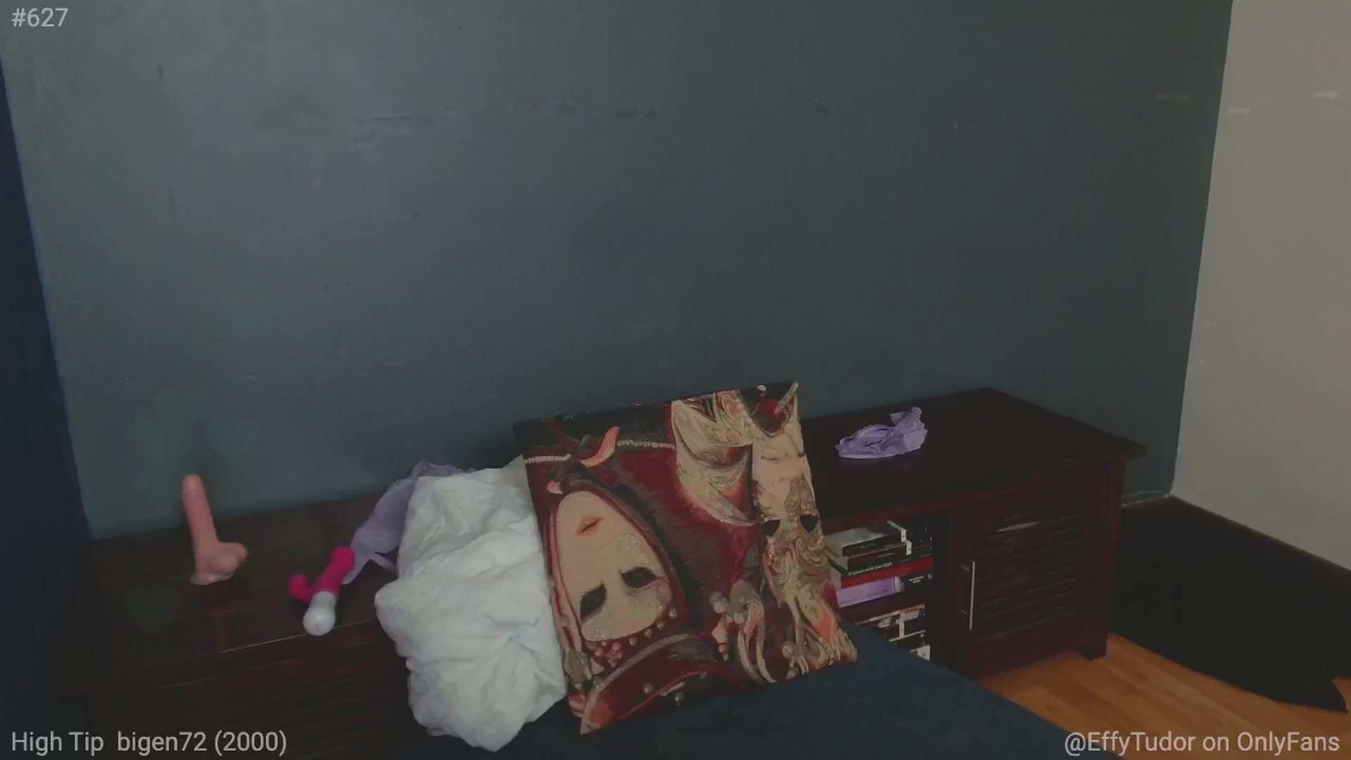 Gallery image thumbnail from EffyTudor's myfreecams stream on, 01/07/2025, 07:22 image 10 of 20