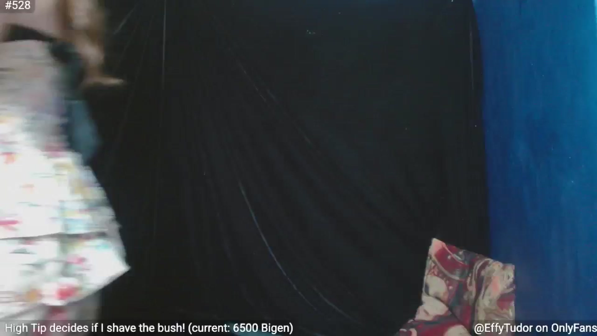 Gallery image thumbnail from EffyTudor's myfreecams stream on, 01/31/2025, 08:28 image 1 of 20