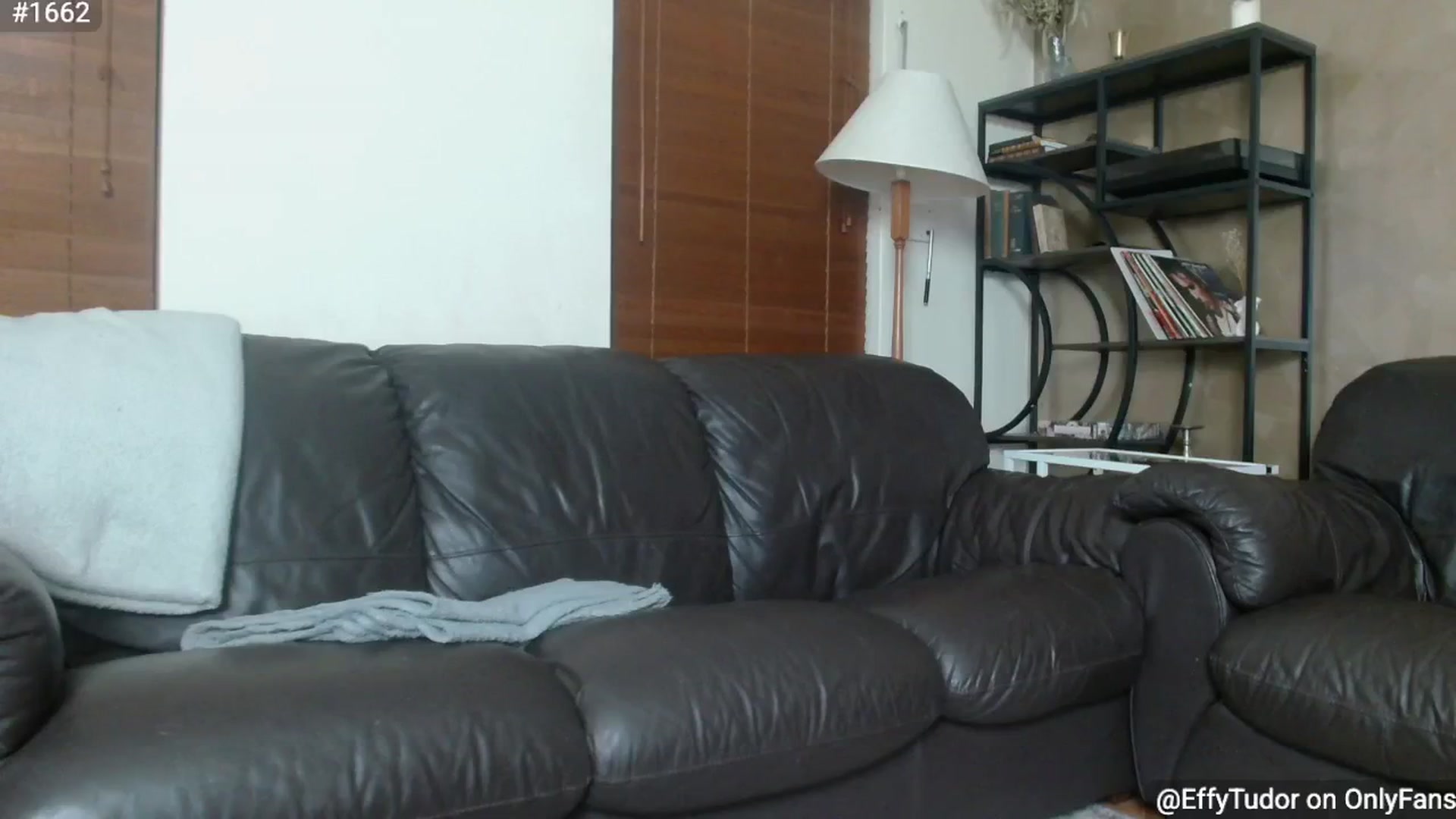 Gallery image thumbnail from EffyTudor's myfreecams stream on, 02/04/2025, 07:48 image 4 of 20