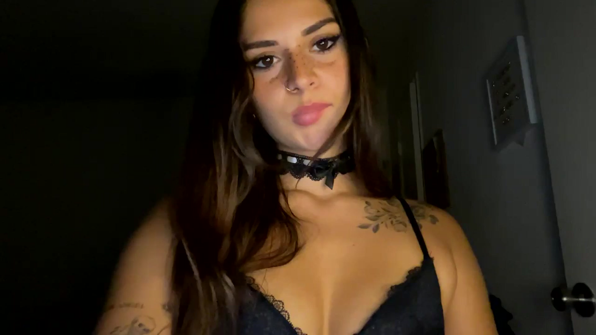 Gallery image thumbnail from EffyWolf's myfreecams stream on, 08/21/2023, 03:07 image 19 of 20