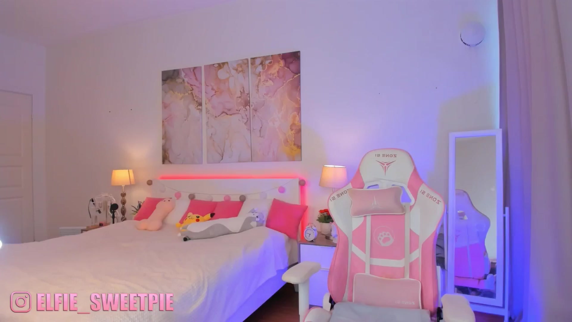 Gallery image thumbnail from Effy_Beauty's myfreecams stream on, 05/06/2024, 10:59 image 4 of 20
