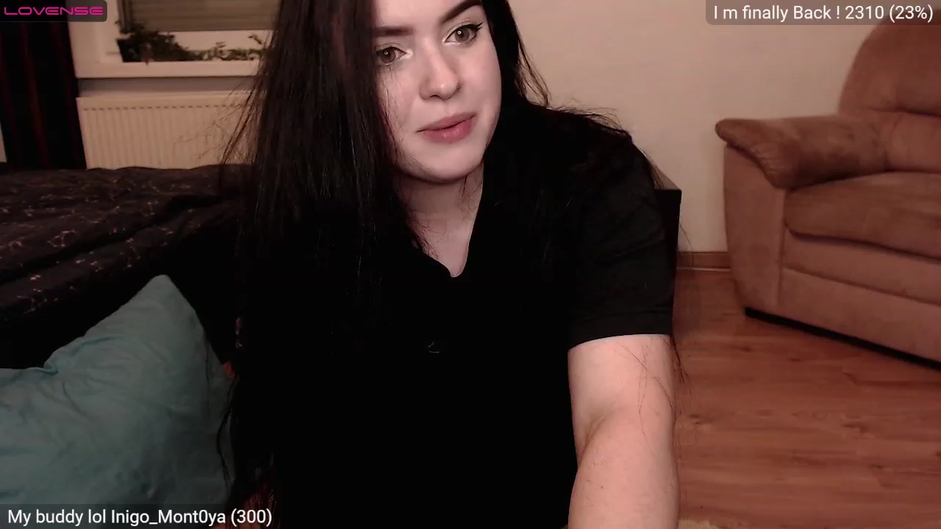 Gallery image thumbnail from Effy_peach's myfreecams stream on, 11/19/2022, 24:37 image 15 of 20