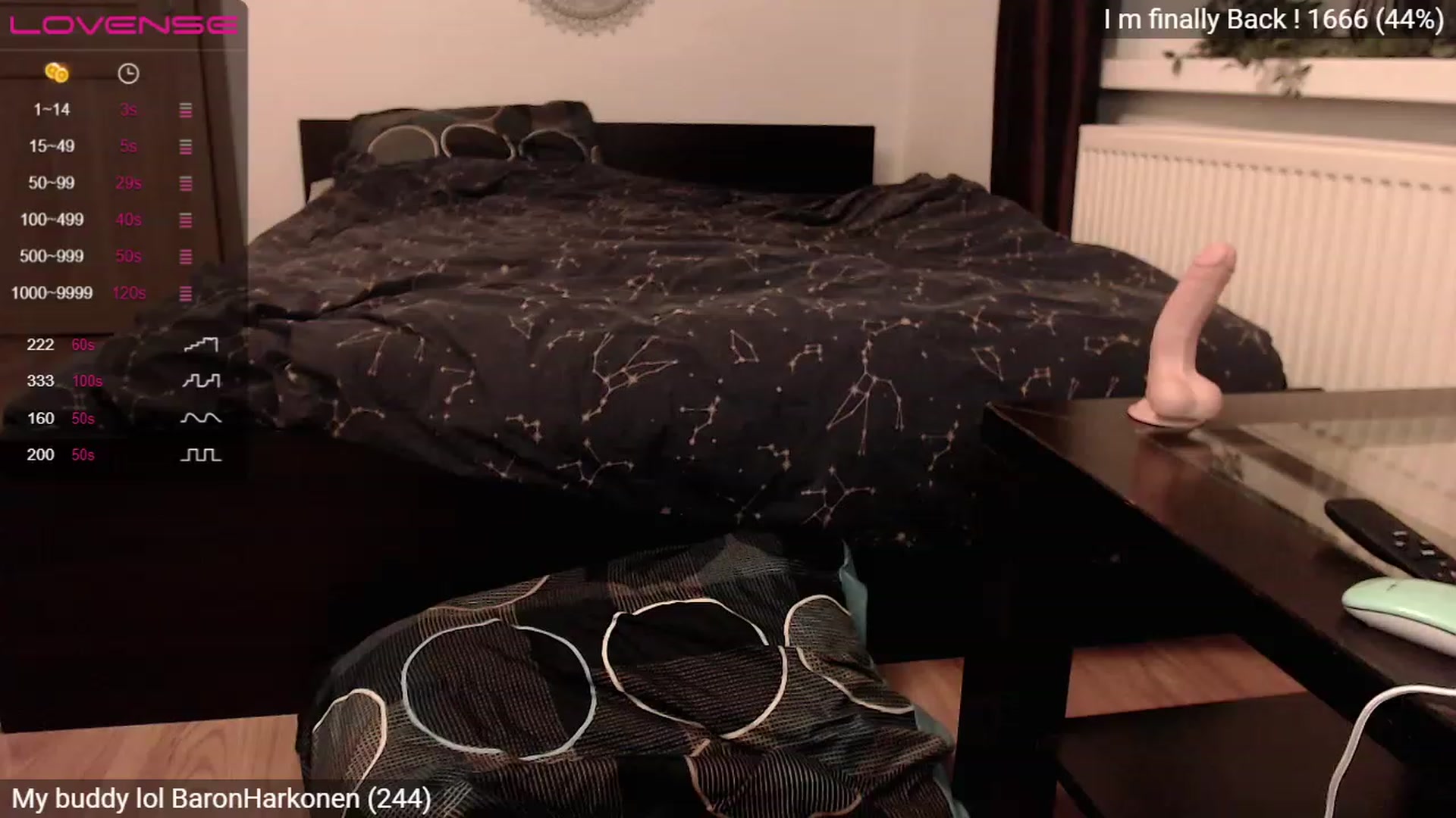 Gallery image thumbnail from Effy_peach's myfreecams stream on, 11/20/2022, 01:59 image 7 of 20