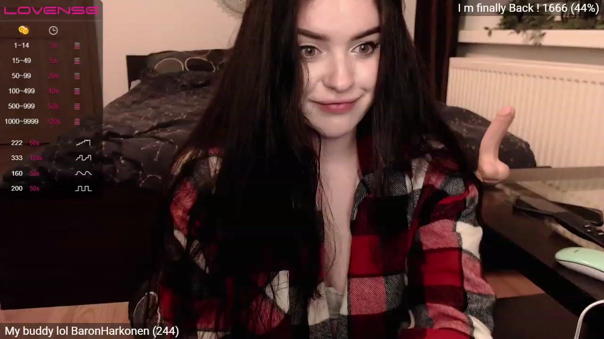 Gallery image thumbnail from Effy_peach's myfreecams stream on, 11/20/2022, 01:59 image 9 of 20