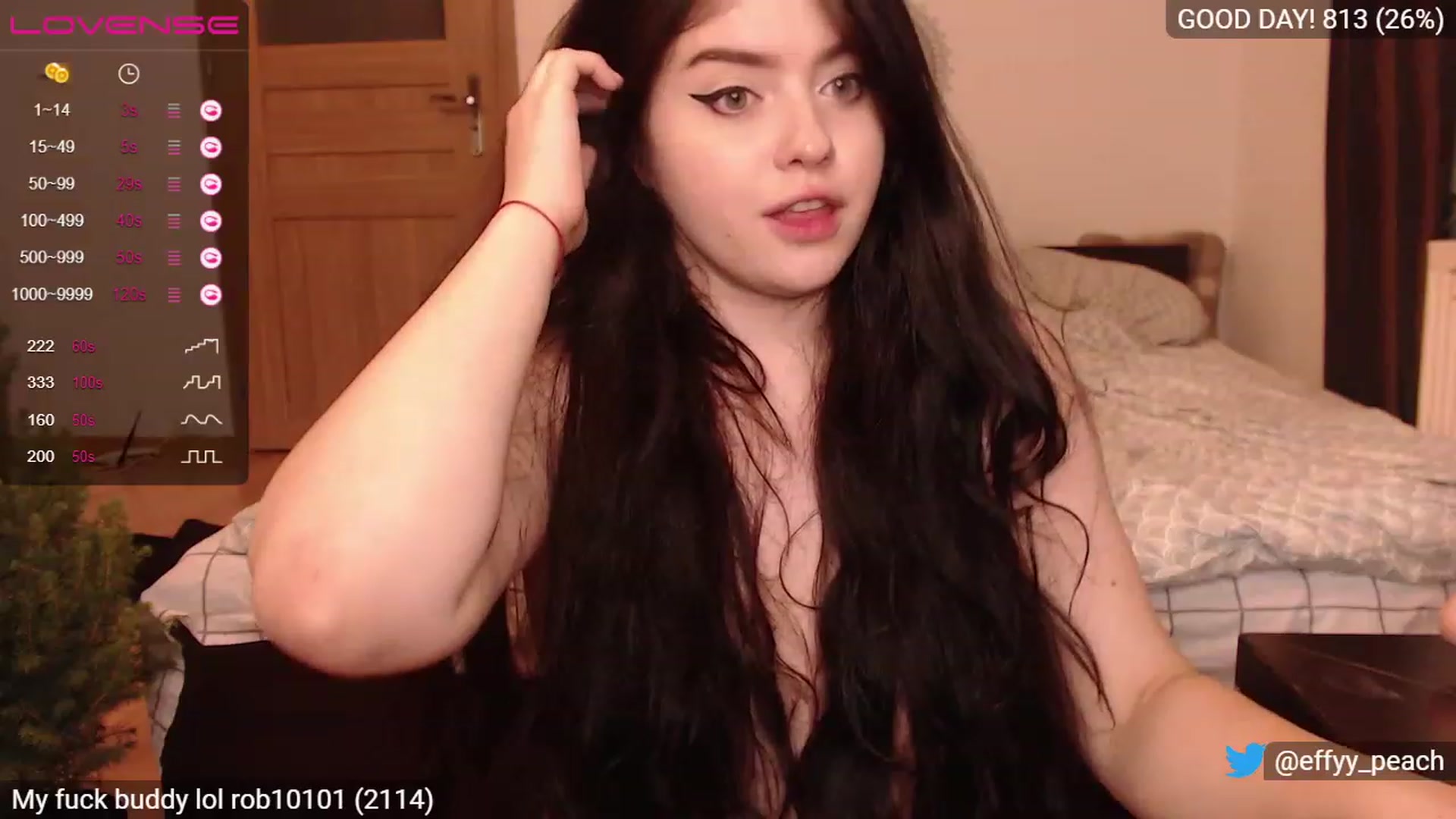 Gallery image thumbnail from Effy_peach's myfreecams stream on, 11/27/2022, 02:02 image 13 of 20