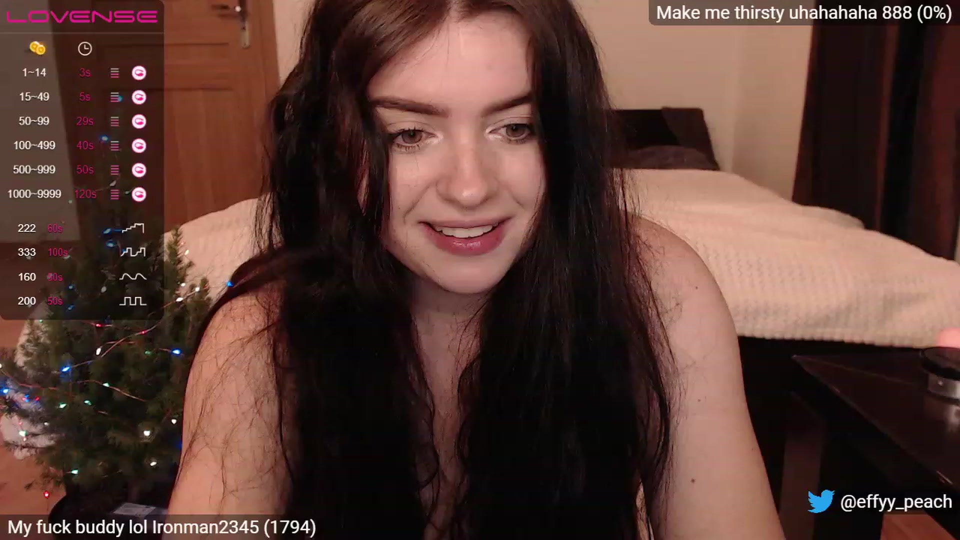 Gallery image thumbnail from Effy_peach's myfreecams stream on, 12/20/2022, 01:55 image 10 of 20