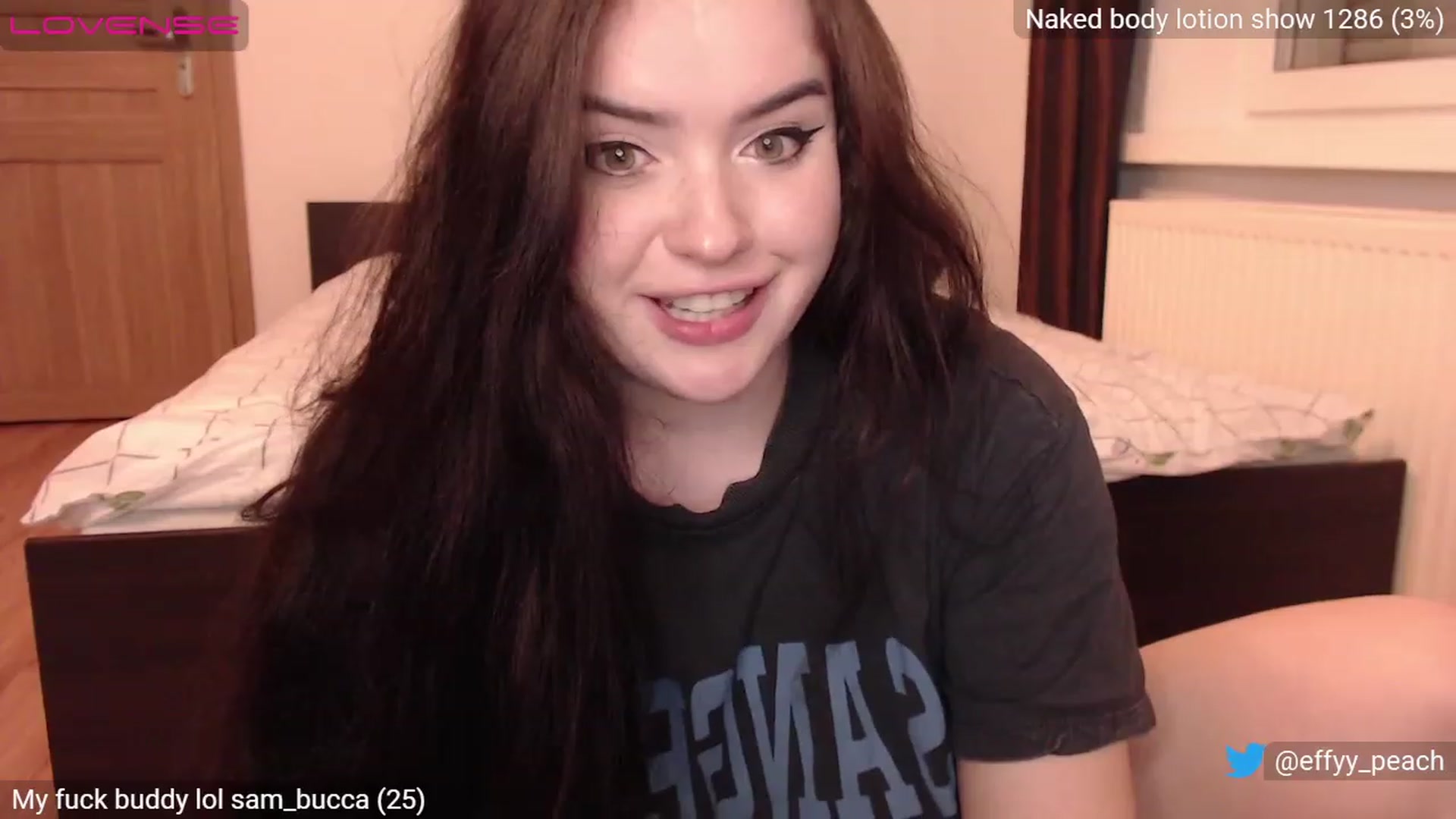Gallery image thumbnail from Effy_peach's myfreecams stream on, 02/27/2023, 24:01 image 14 of 20