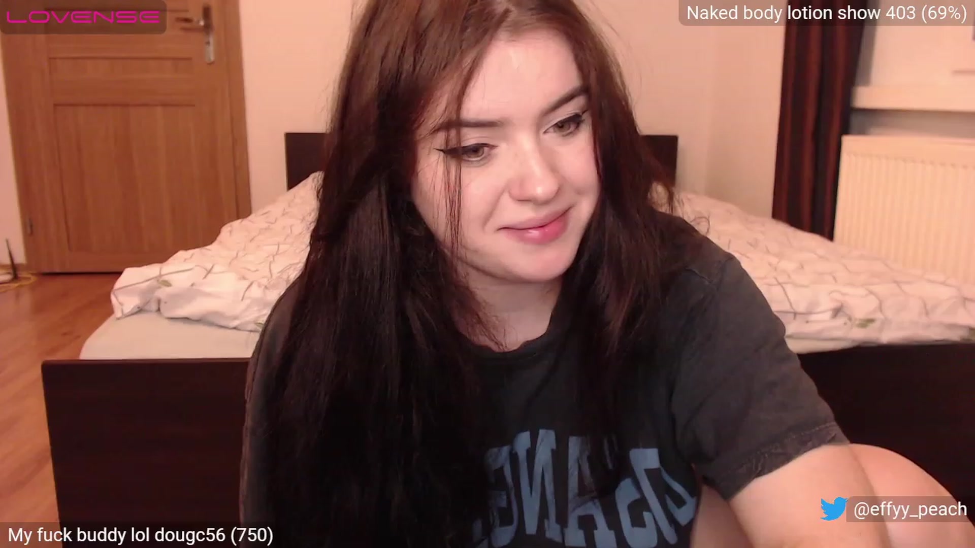 Gallery image thumbnail from Effy_peach's myfreecams stream on, 02/27/2023, 02:22 image 8 of 20