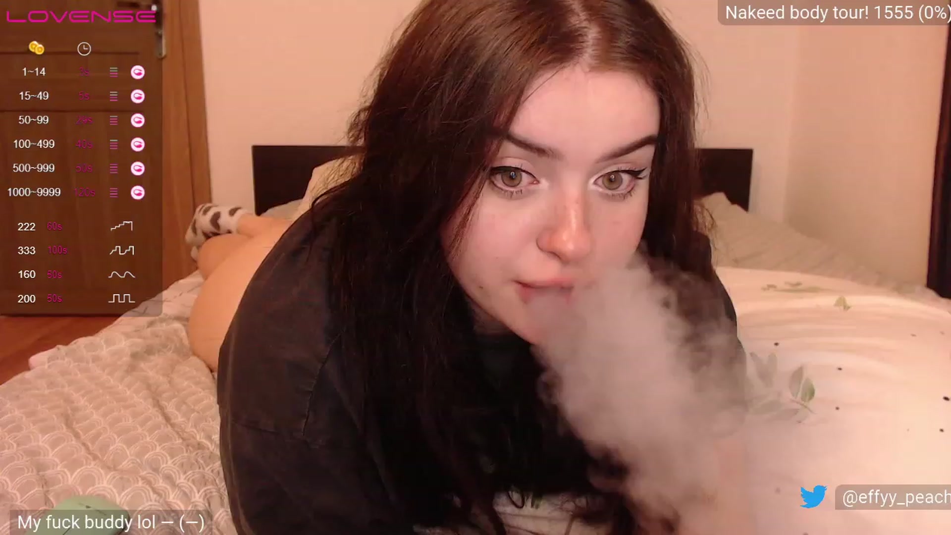 Gallery image thumbnail from Effy_peach's myfreecams stream on, 03/13/2023, 24:56 image 19 of 20