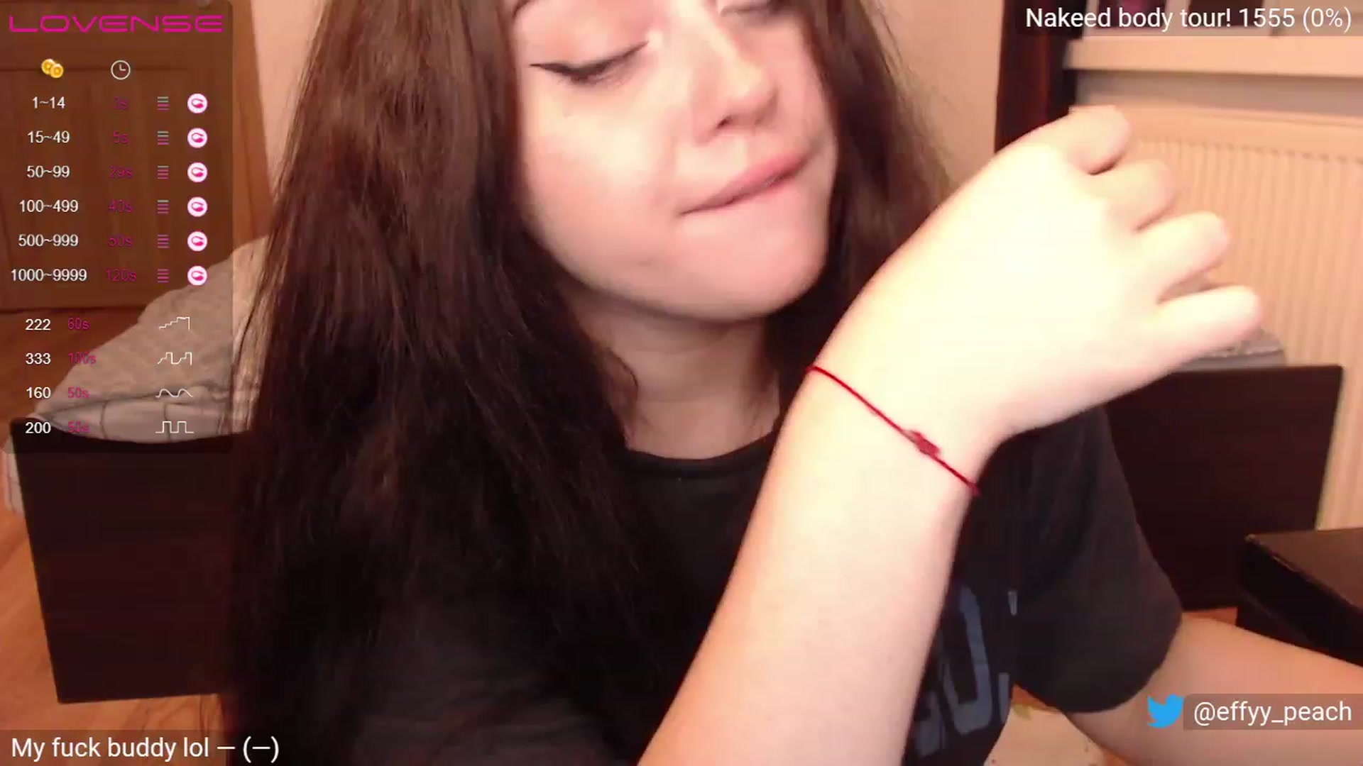 Gallery image thumbnail from Effy_peach's myfreecams stream on, 03/13/2023, 24:56 image 4 of 20