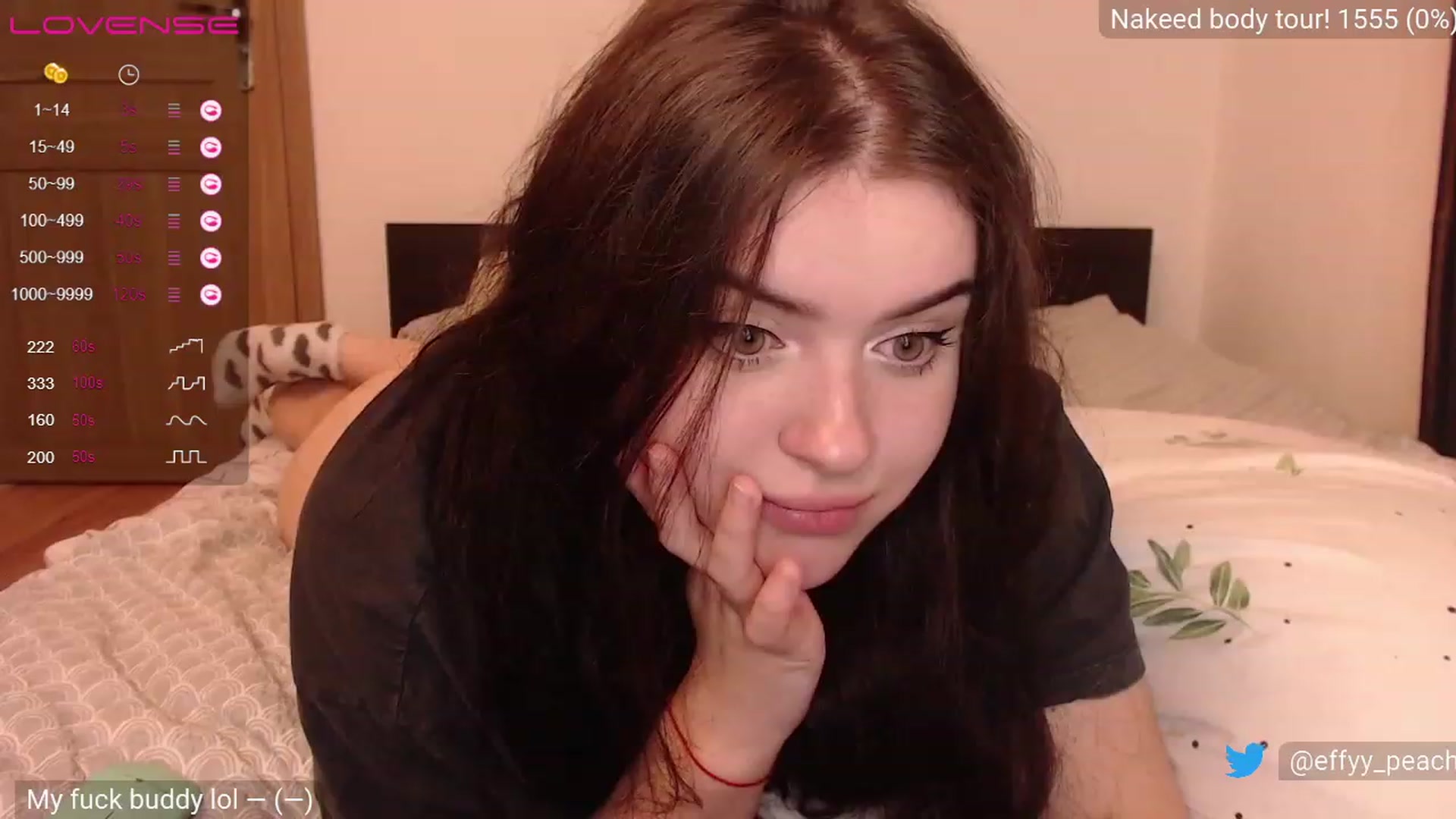 Gallery image thumbnail from Effy_peach's myfreecams stream on, 03/13/2023, 01:11 image 4 of 20