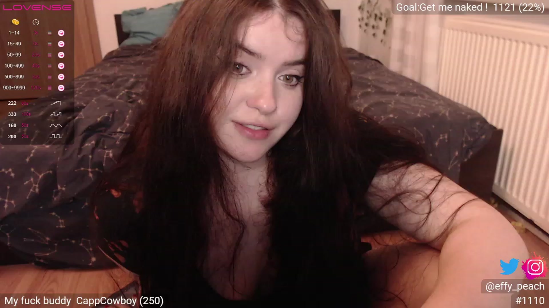 Gallery image thumbnail from Effy_peach's myfreecams stream on, 07/27/2023, 24:05 image 9 of 20