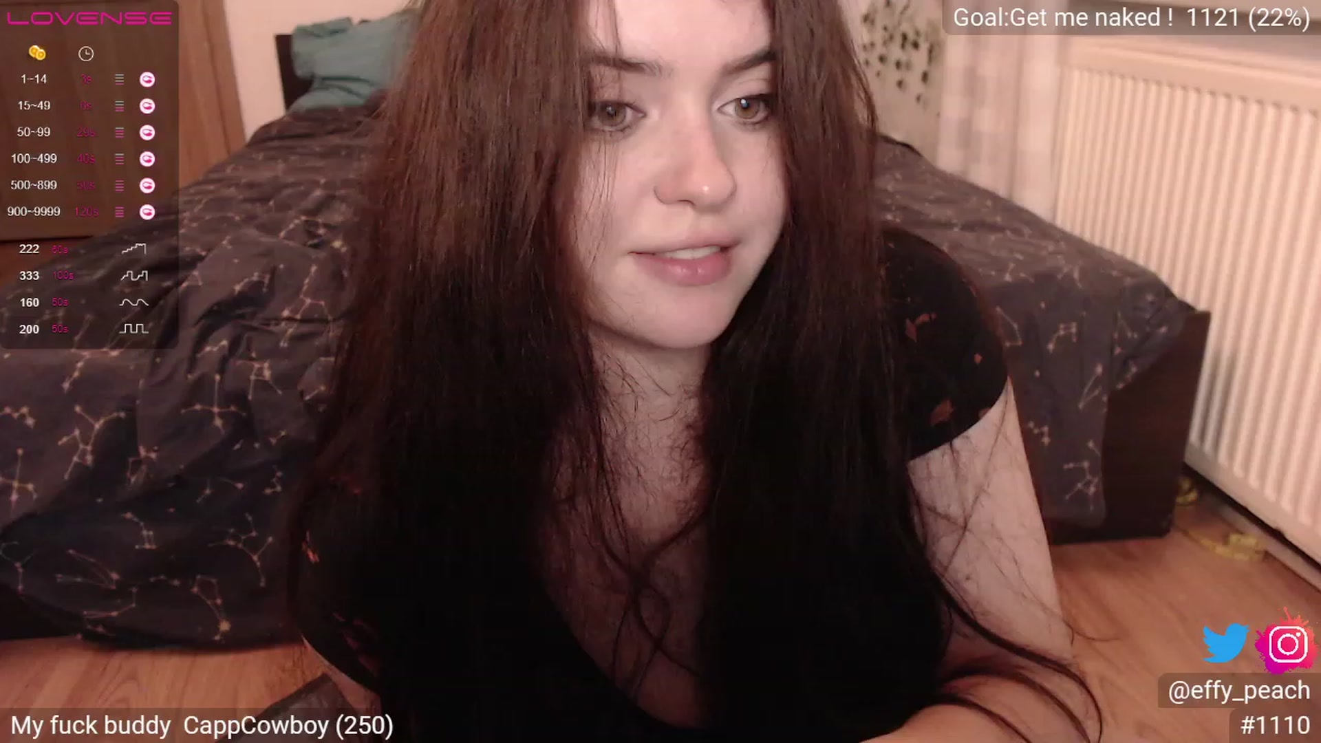 Gallery image thumbnail from Effy_peach's myfreecams stream on, 07/27/2023, 24:05 image 13 of 20