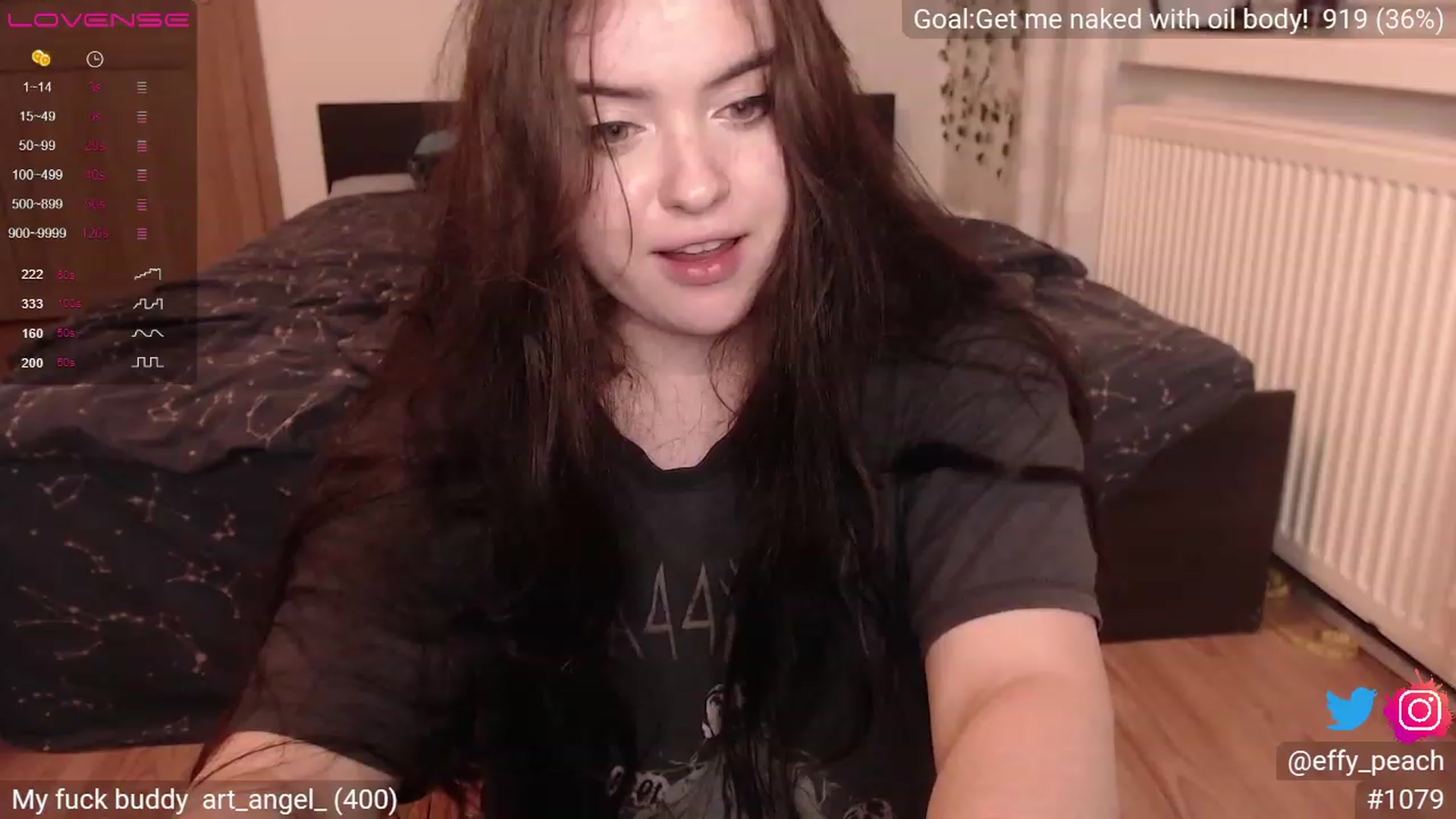 Gallery image thumbnail from Effy_peach's myfreecams stream on, 07/28/2023, 01:06 image 4 of 20