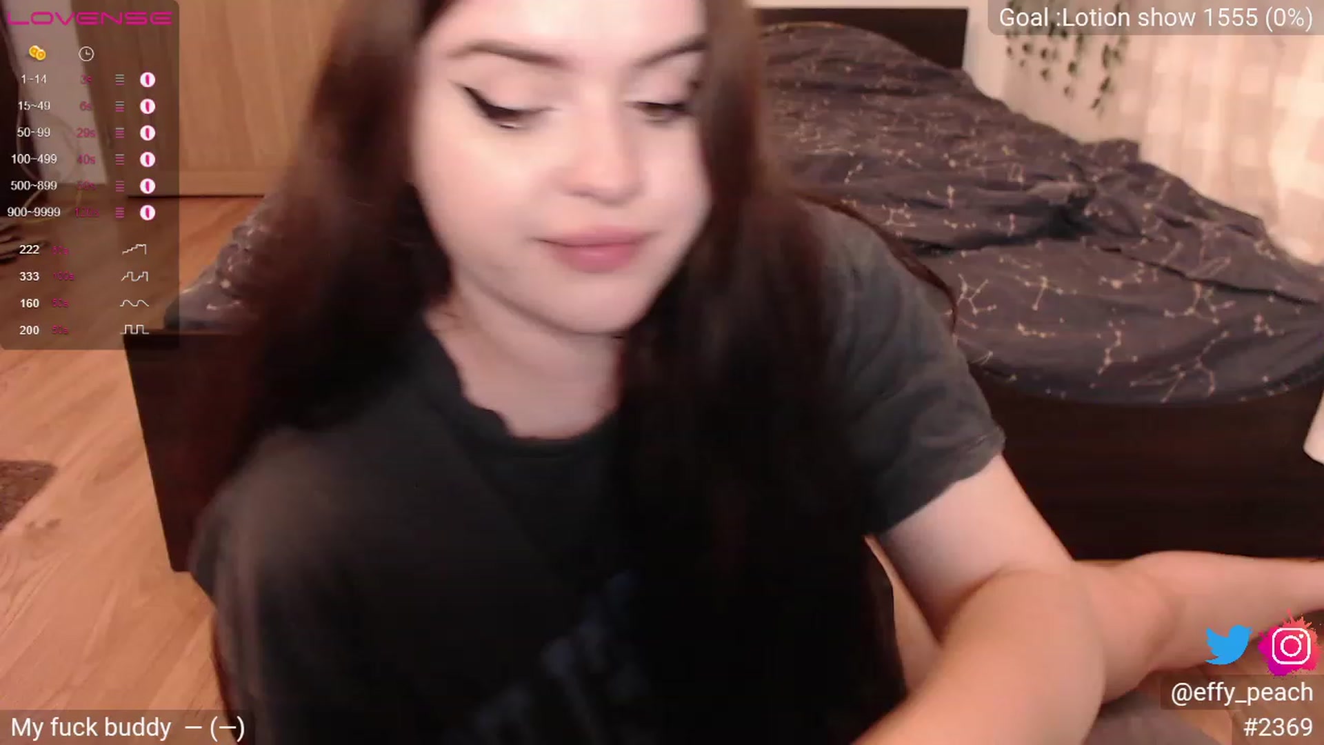 Gallery image thumbnail from Effy_peach's myfreecams stream on, 08/17/2023, 24:10 image 2 of 20