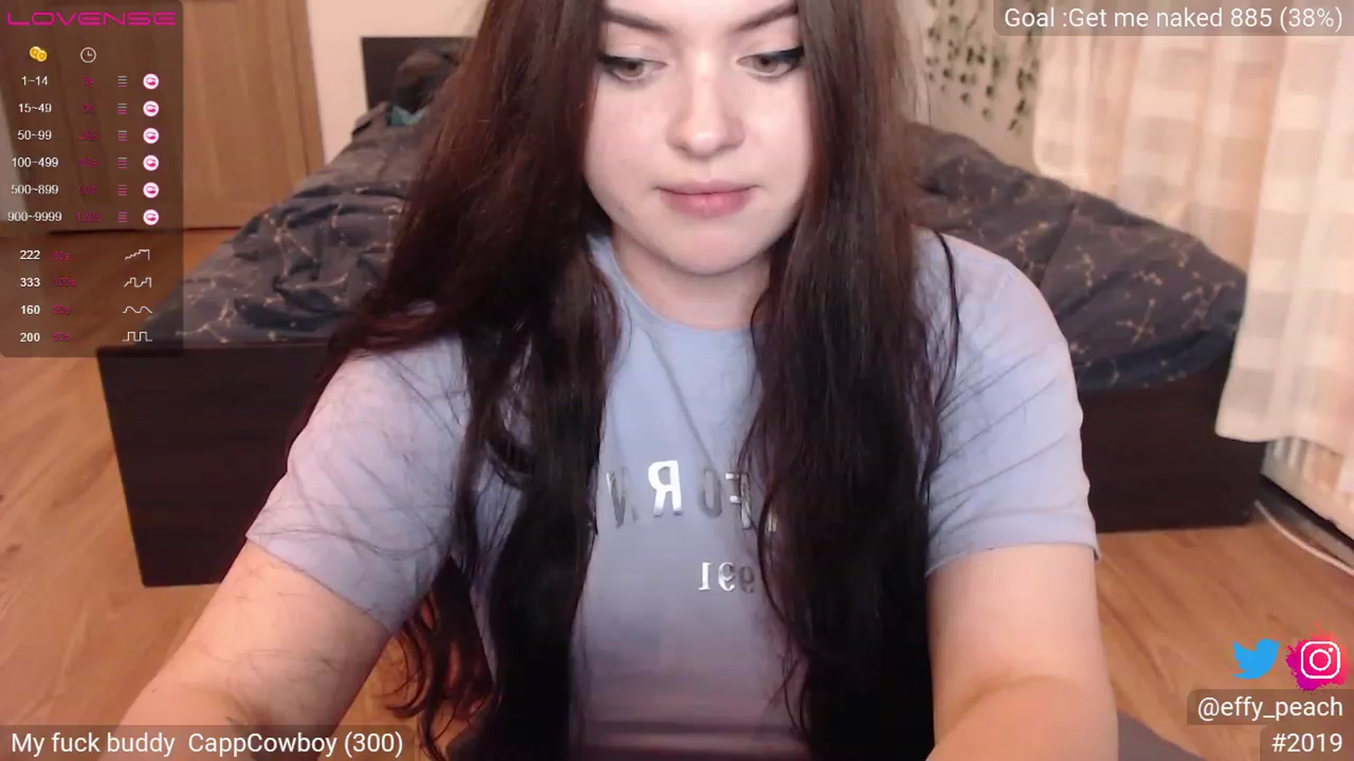 Gallery image thumbnail from Effy_peach's myfreecams stream on, 08/18/2023, 24:04 image 2 of 20