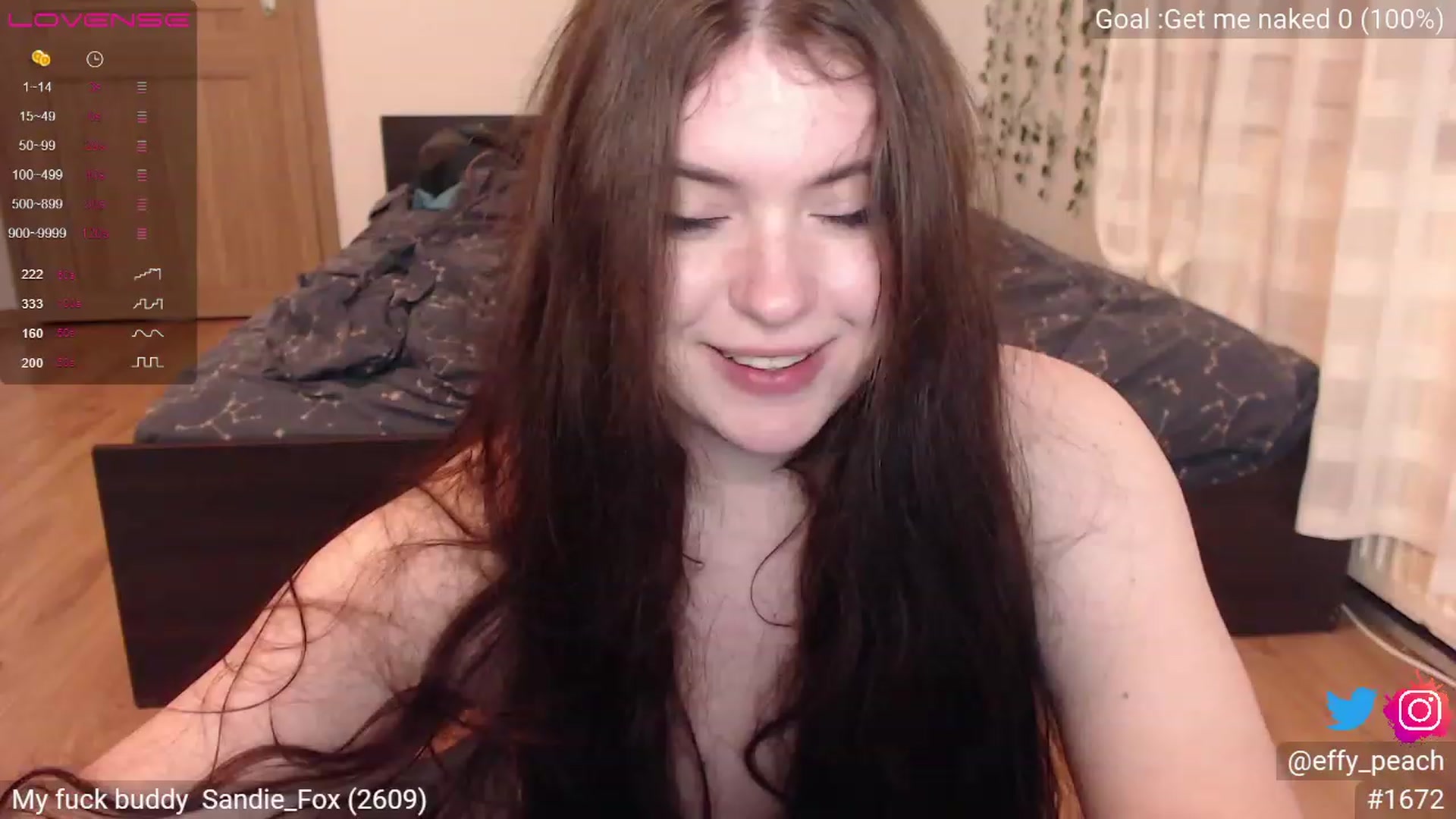 Gallery image thumbnail from Effy_peach's myfreecams stream on, 08/18/2023, 01:04 image 19 of 20