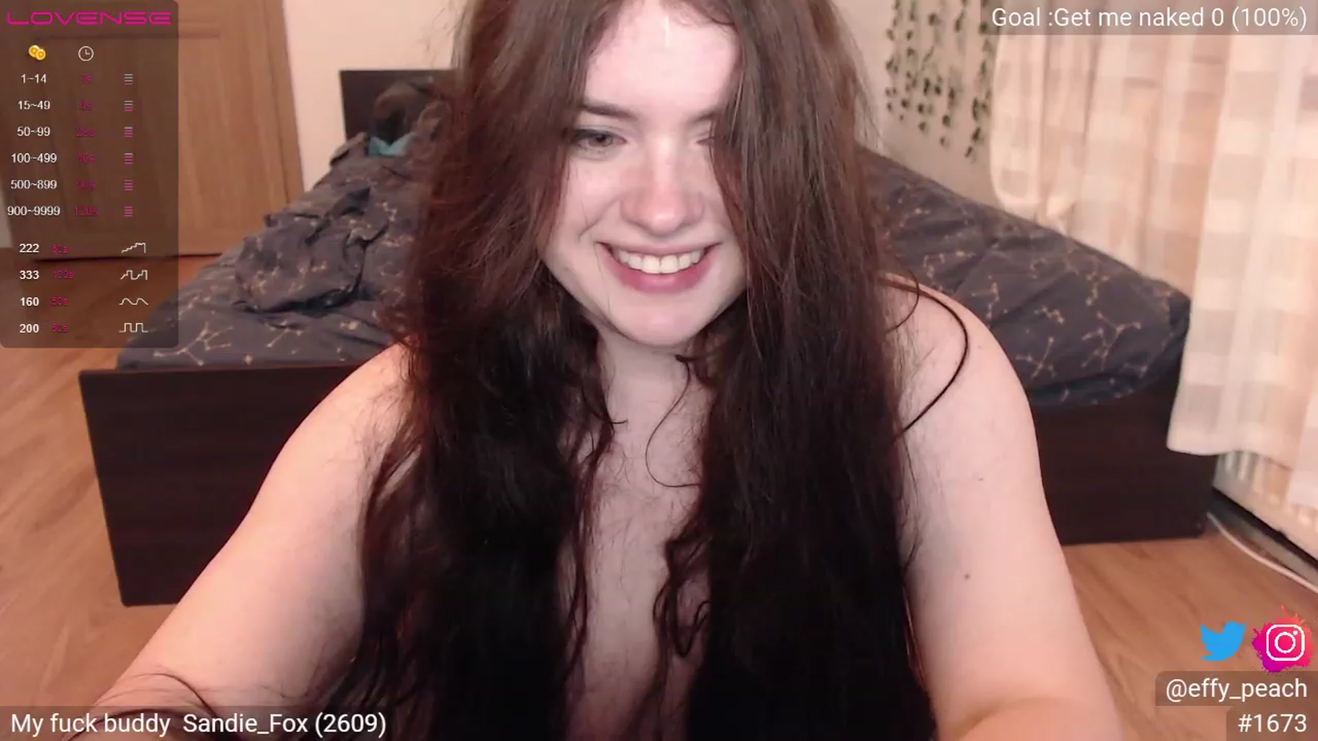 Gallery image thumbnail from Effy_peach's myfreecams stream on, 08/18/2023, 01:04 image 15 of 20