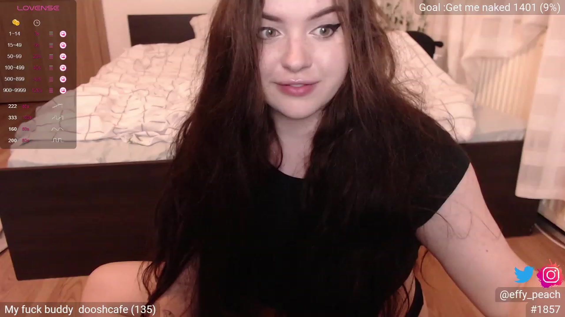 Gallery image thumbnail from Effy_peach's myfreecams stream on, 08/20/2023, 24:57 image 7 of 20