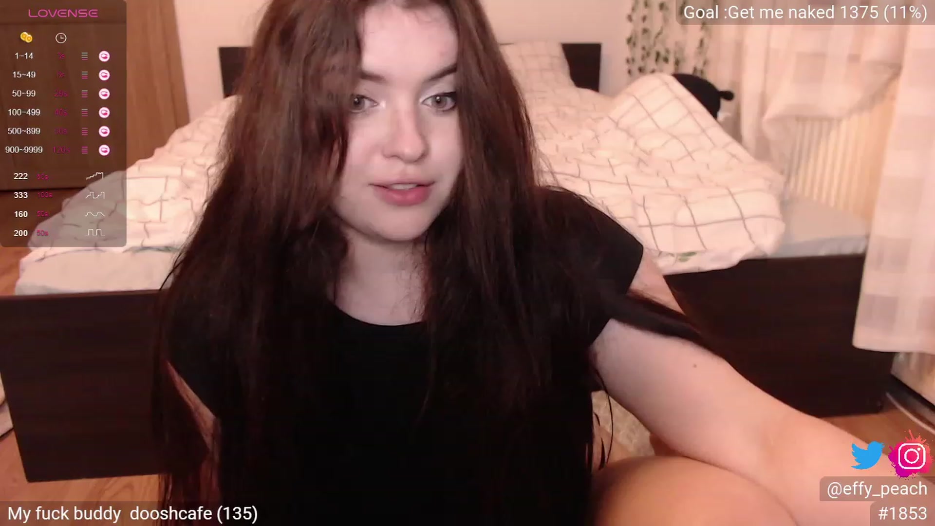 Gallery image thumbnail from Effy_peach's myfreecams stream on, 08/20/2023, 24:57 image 10 of 20