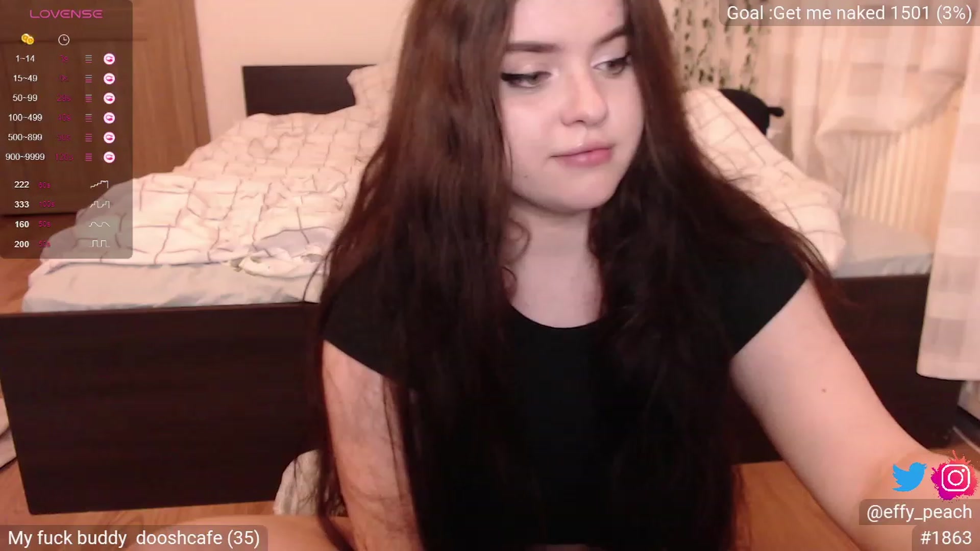 Gallery image thumbnail from Effy_peach's myfreecams stream on, 08/20/2023, 24:57 image 4 of 20