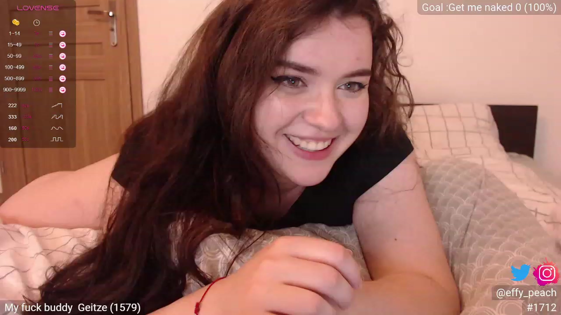 Gallery image thumbnail from Effy_peach's myfreecams stream on, 08/20/2023, 02:44 image 7 of 20