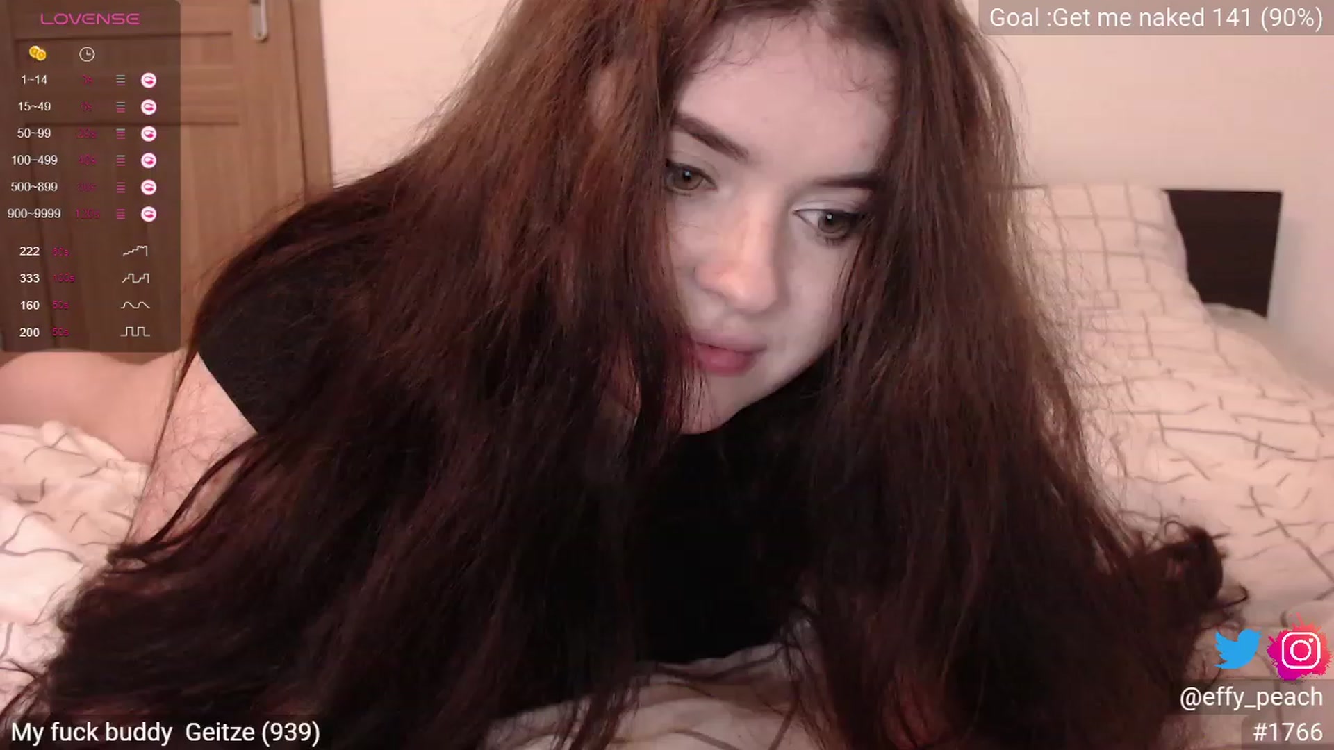 Gallery image thumbnail from Effy_peach's myfreecams stream on, 08/20/2023, 02:44 image 6 of 20