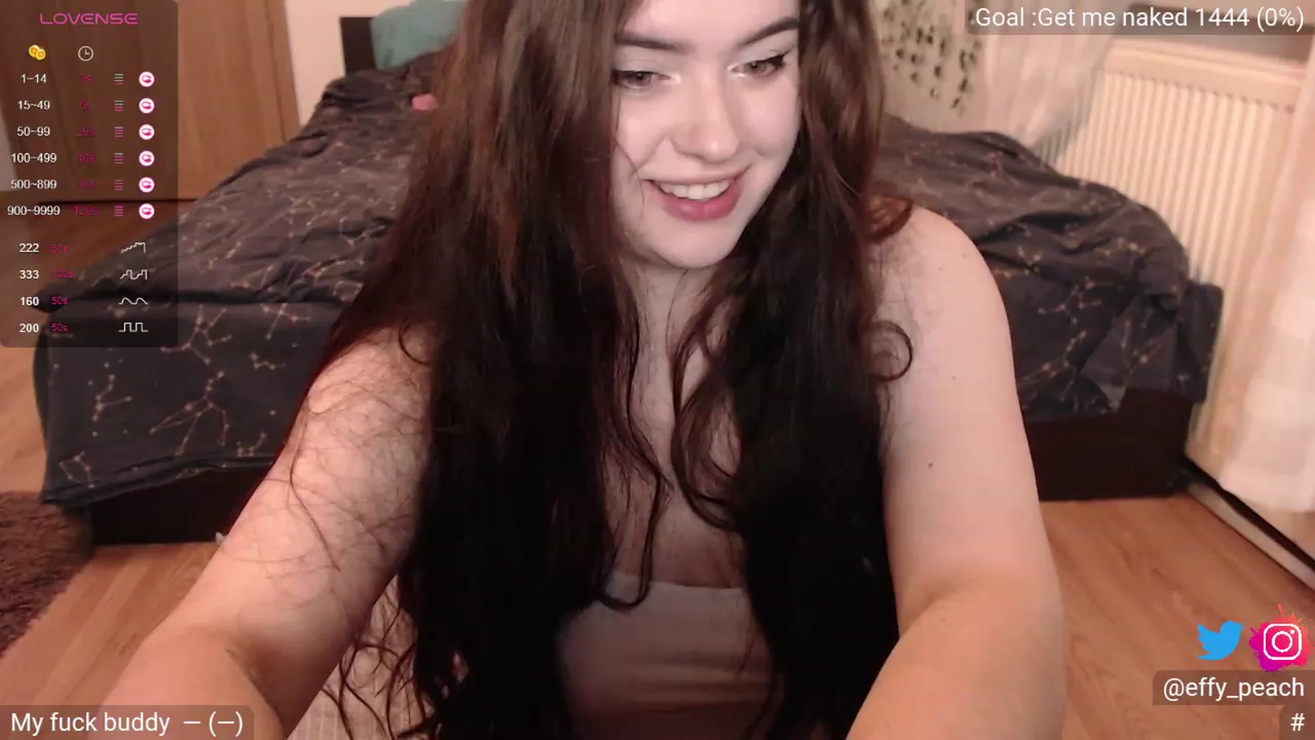 Gallery image thumbnail from Effy_peach's myfreecams stream on, 09/01/2023, 21:54 image 11 of 20