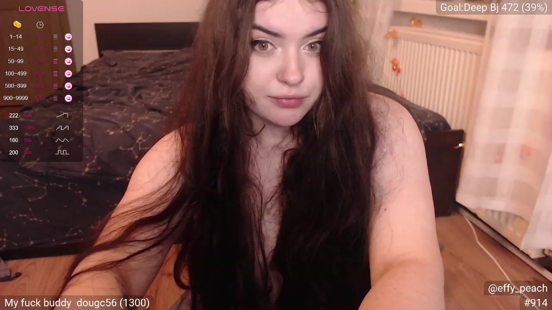 Gallery image thumbnail from Effy_peach's myfreecams stream on, 10/06/2023, 24:13 image 16 of 20