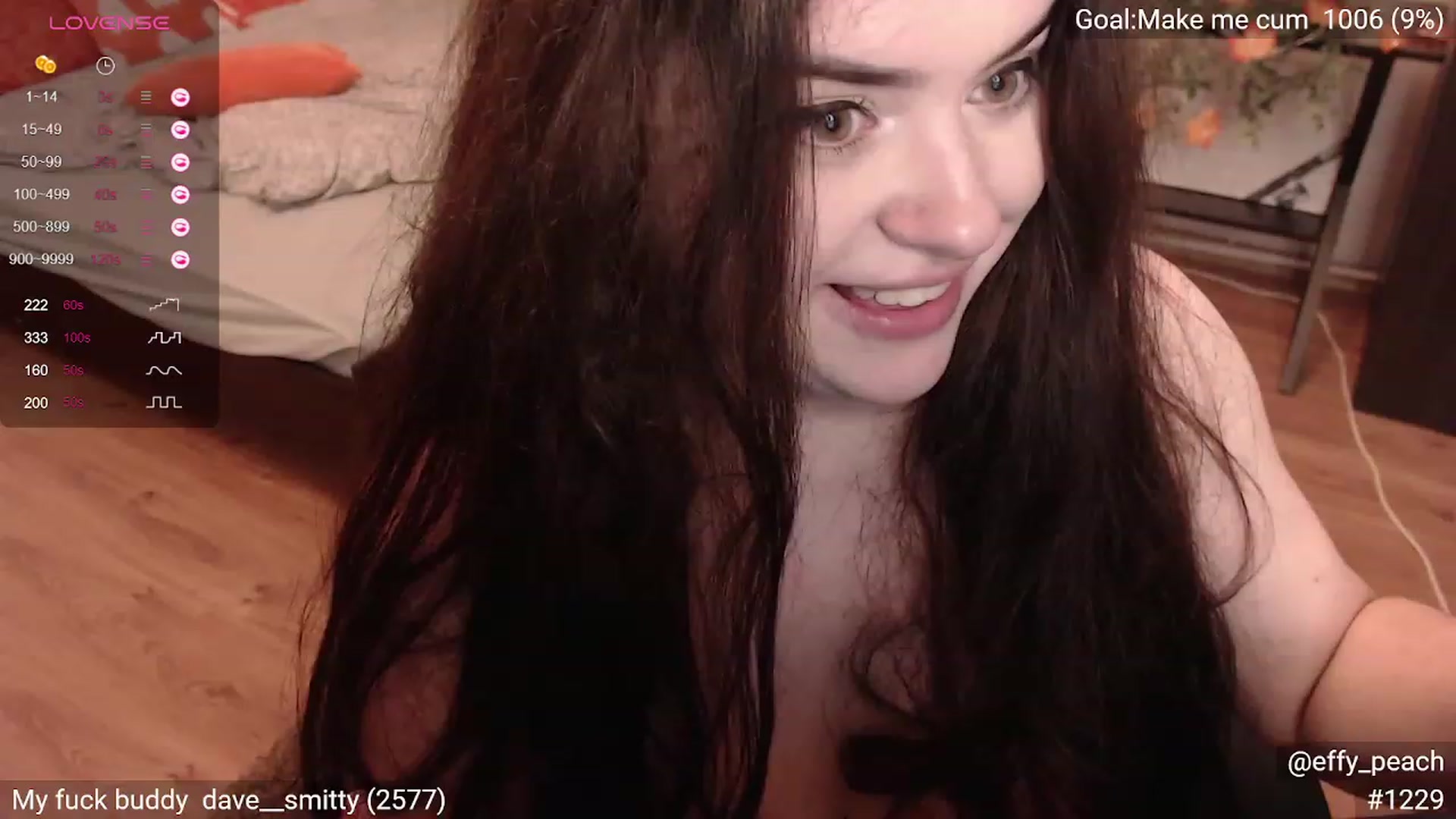 Gallery image thumbnail from Effy_peach's myfreecams stream on, 10/15/2023, 23:09 image 10 of 20