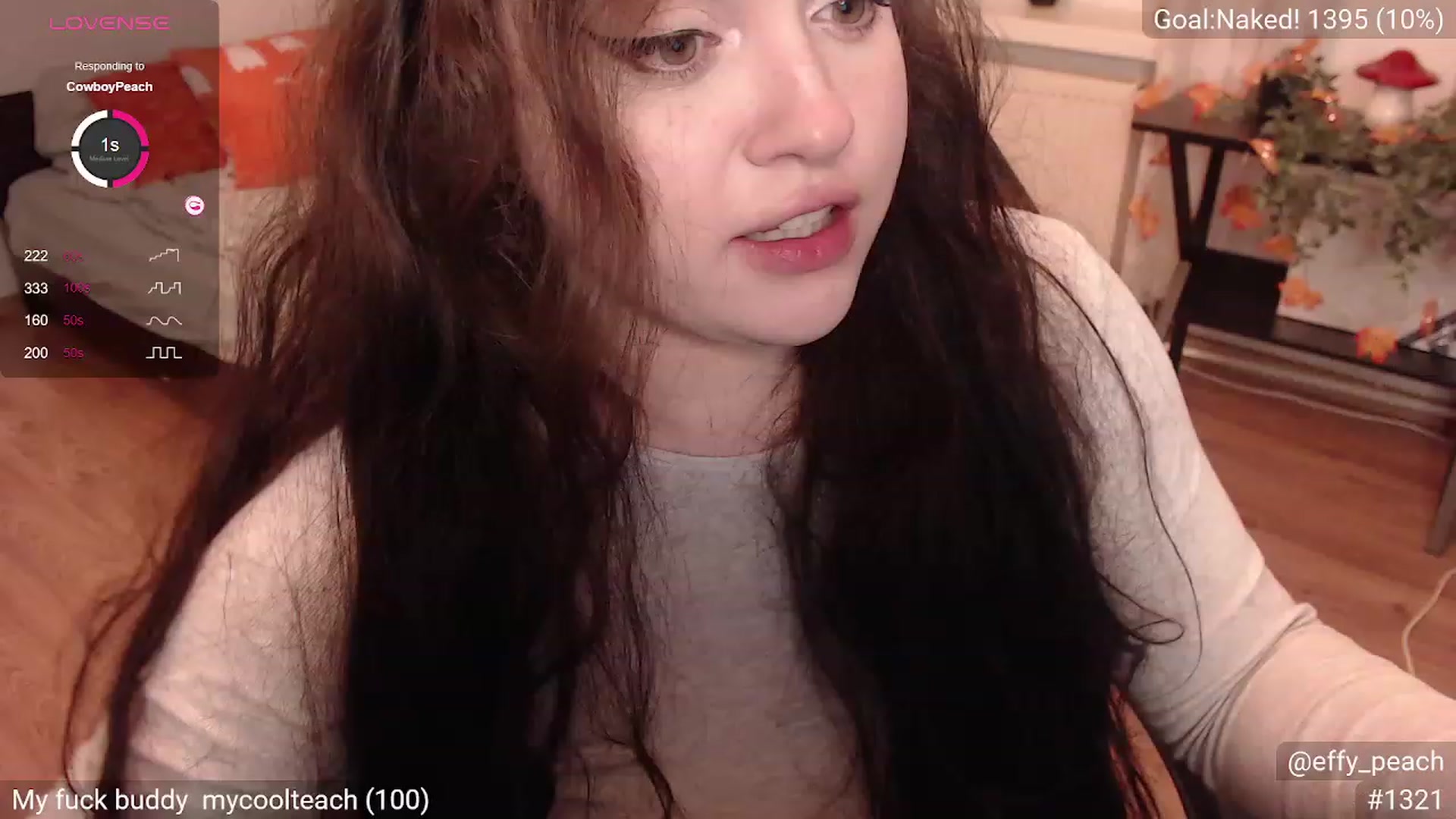 Gallery image thumbnail from Effy_peach's myfreecams stream on, 10/17/2023, 21:52 image 11 of 20
