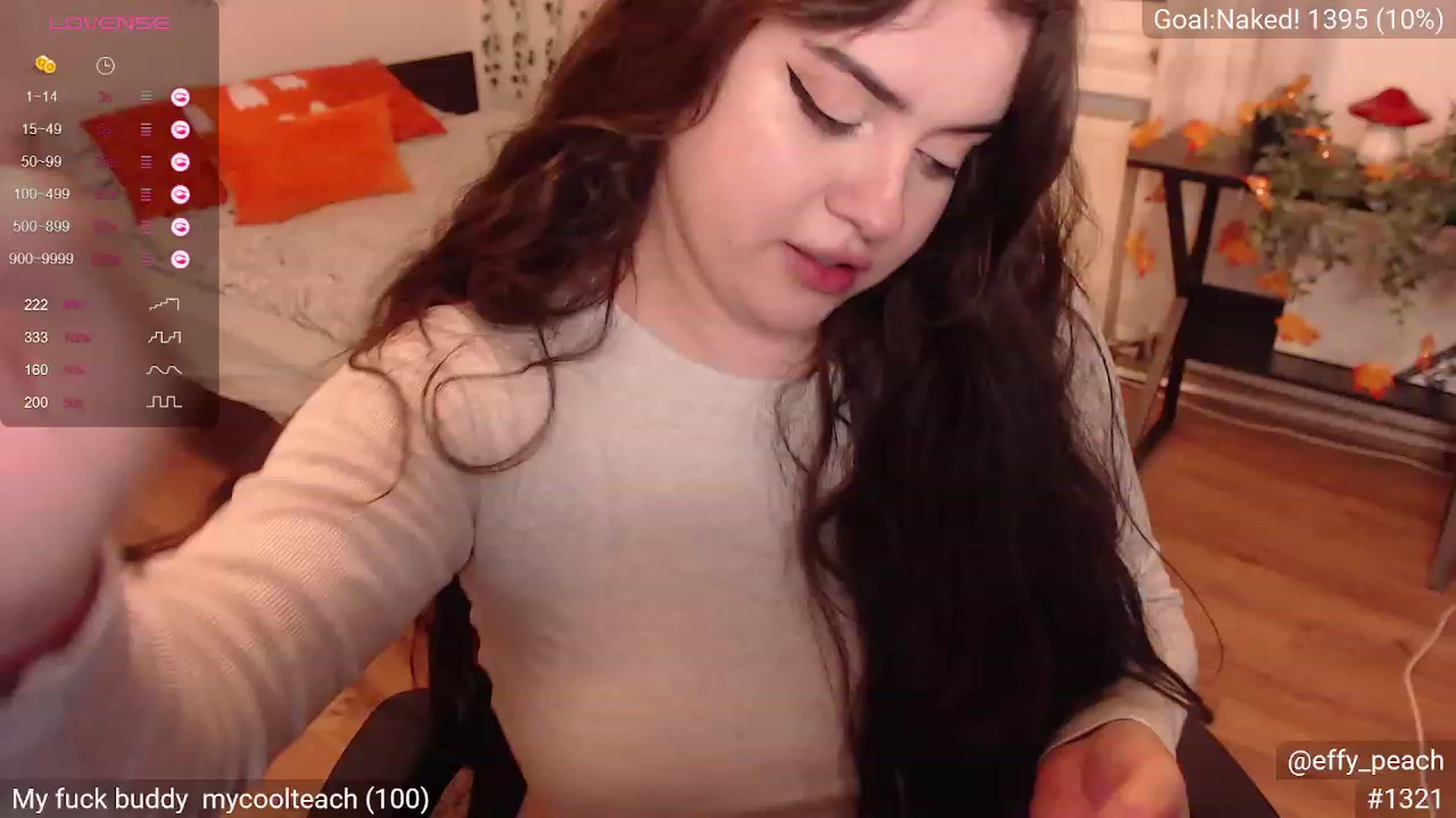 Gallery image thumbnail from Effy_peach's myfreecams stream on, 10/17/2023, 21:52 image 12 of 20