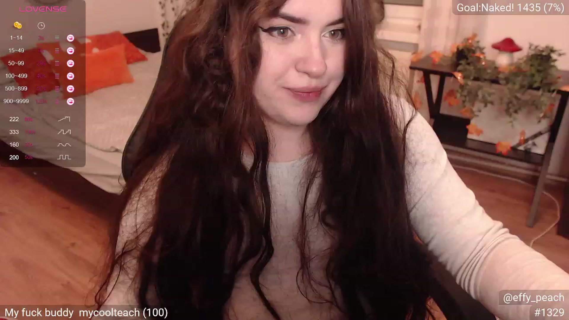 Gallery image thumbnail from Effy_peach's myfreecams stream on, 10/17/2023, 21:52 image 1 of 20