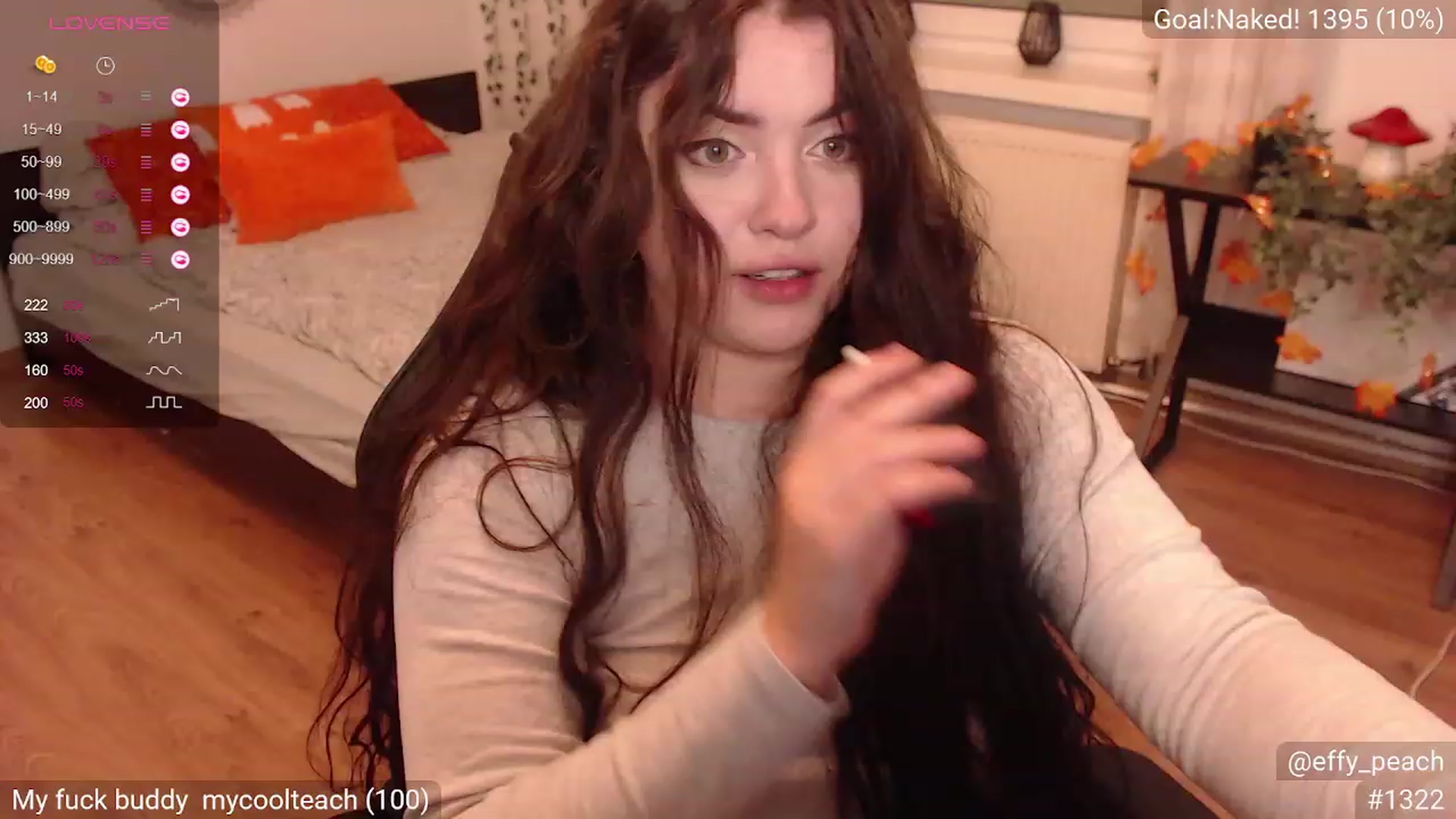 Gallery image thumbnail from Effy_peach's myfreecams stream on, 10/17/2023, 21:52 image 15 of 20