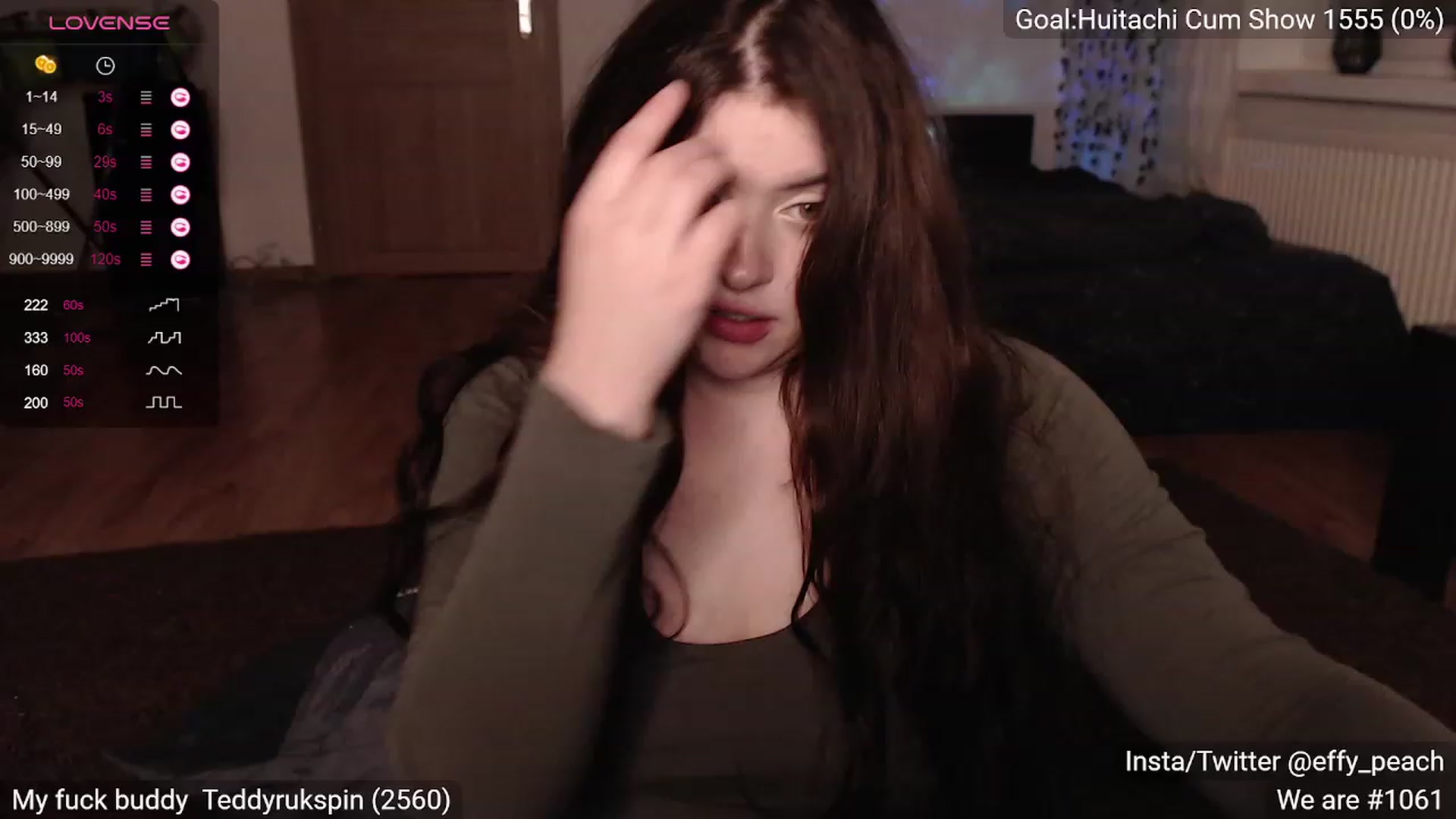 Gallery image thumbnail from Effy_peach's myfreecams stream on, 12/07/2023, 24:35 image 10 of 20