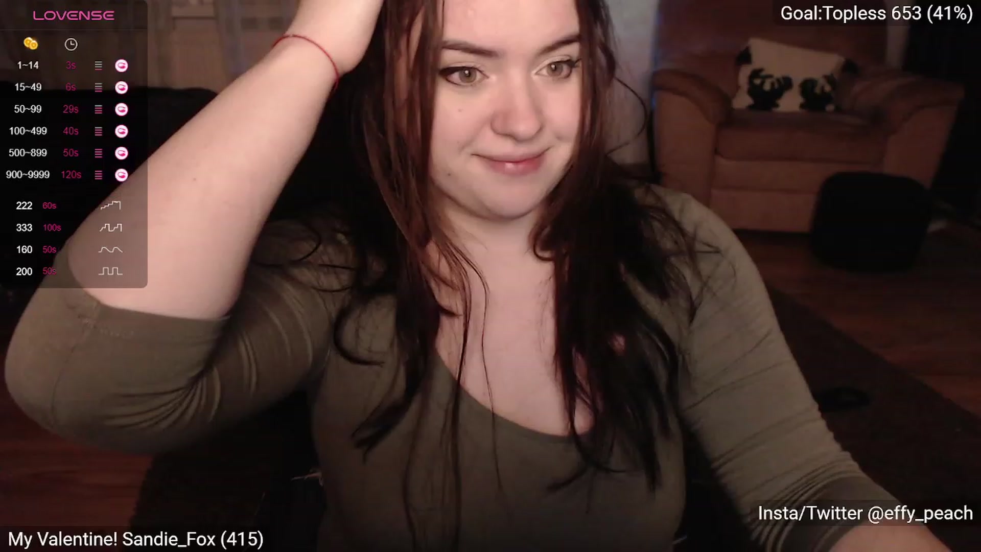 Gallery image thumbnail from Effy_peach's myfreecams stream on, 02/19/2024, 01:17 image 10 of 20