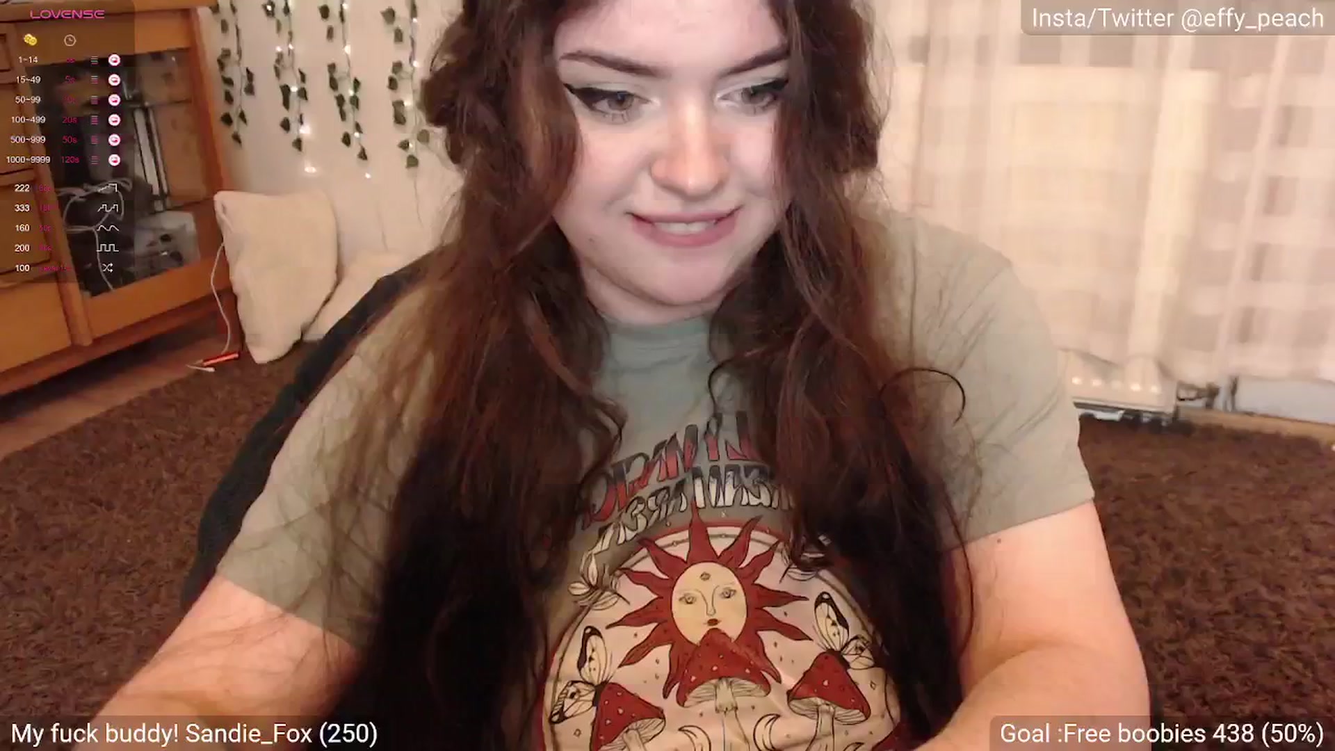 Gallery image thumbnail from Effy_peach's myfreecams stream on, 05/20/2024, 23:44 image 8 of 20