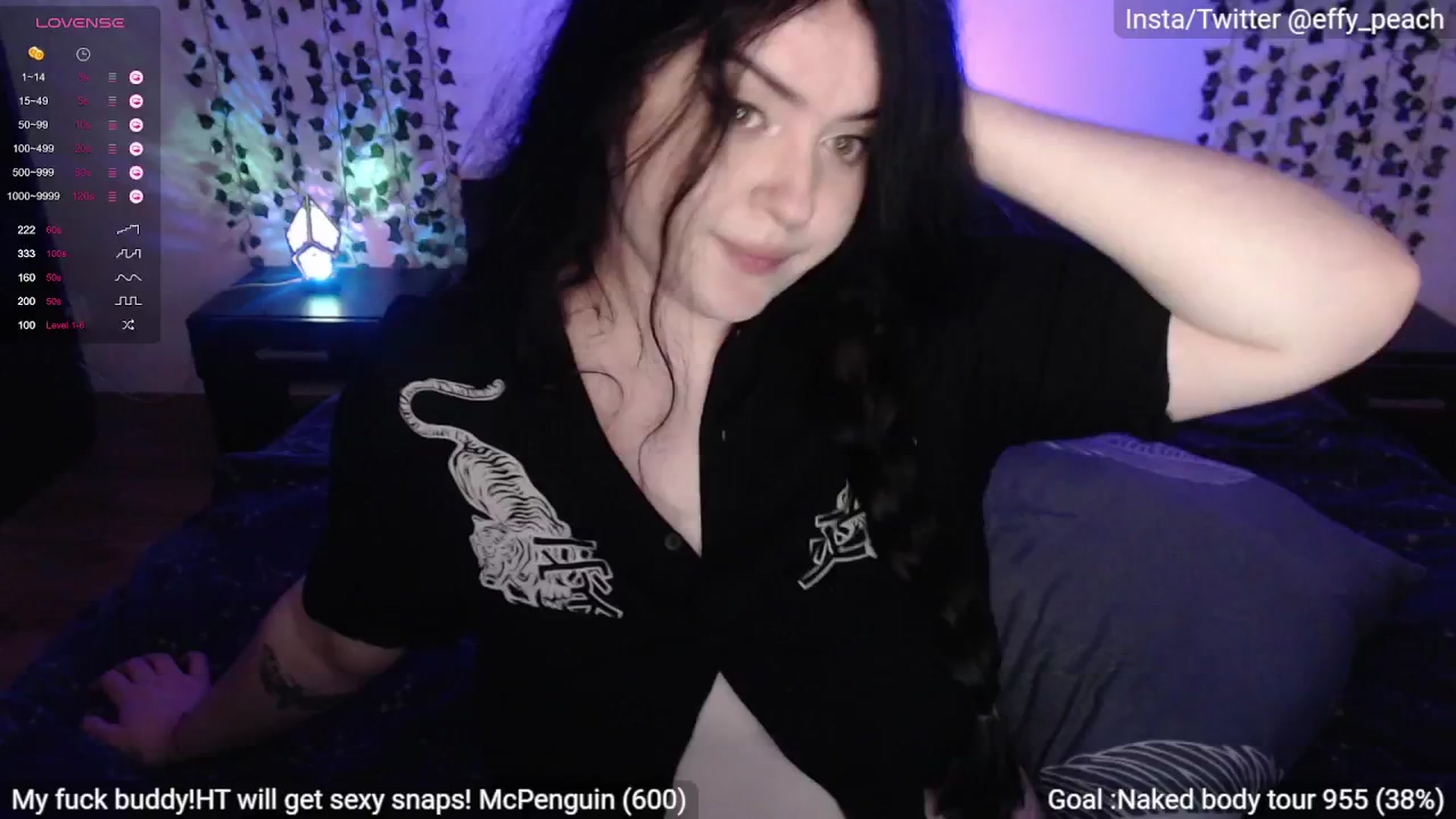 Gallery image thumbnail from Effy_peach's myfreecams stream on, 06/20/2024, 23:01 image 2 of 20