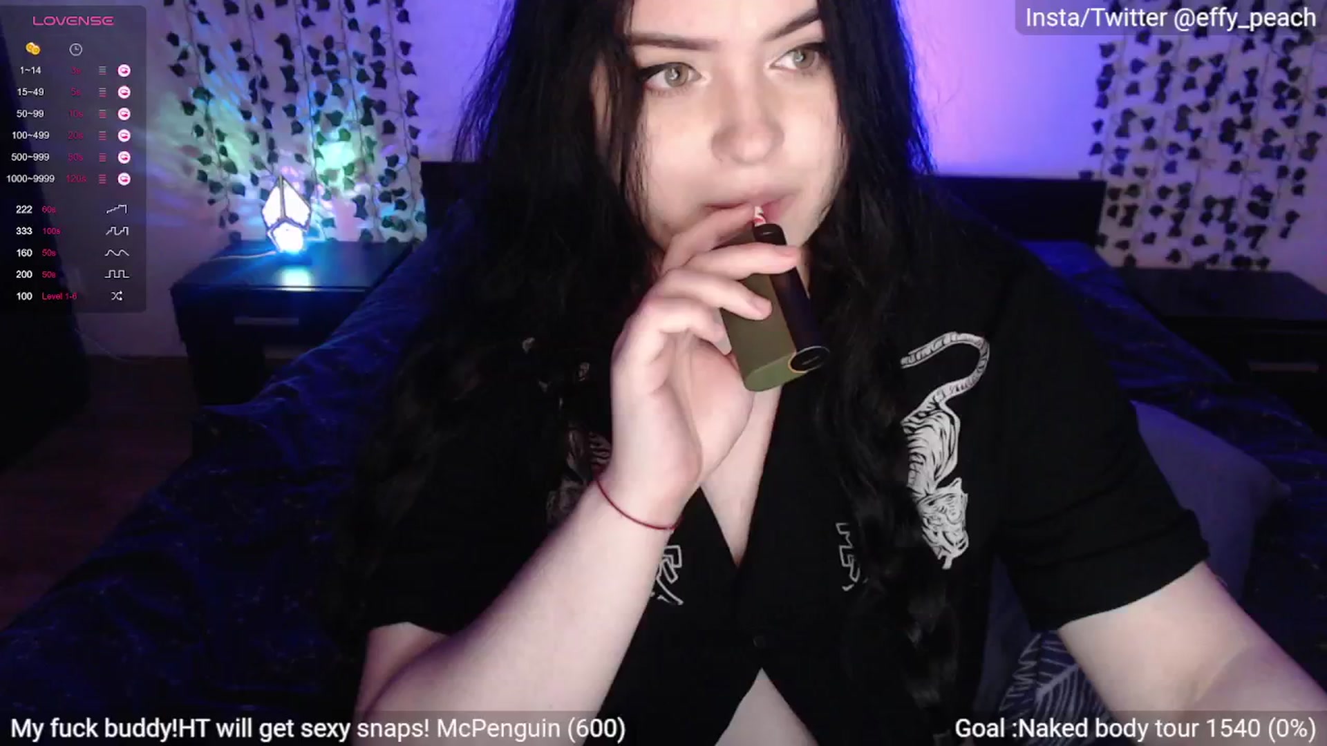 Gallery image thumbnail from Effy_peach's myfreecams stream on, 06/20/2024, 23:01 image 3 of 20