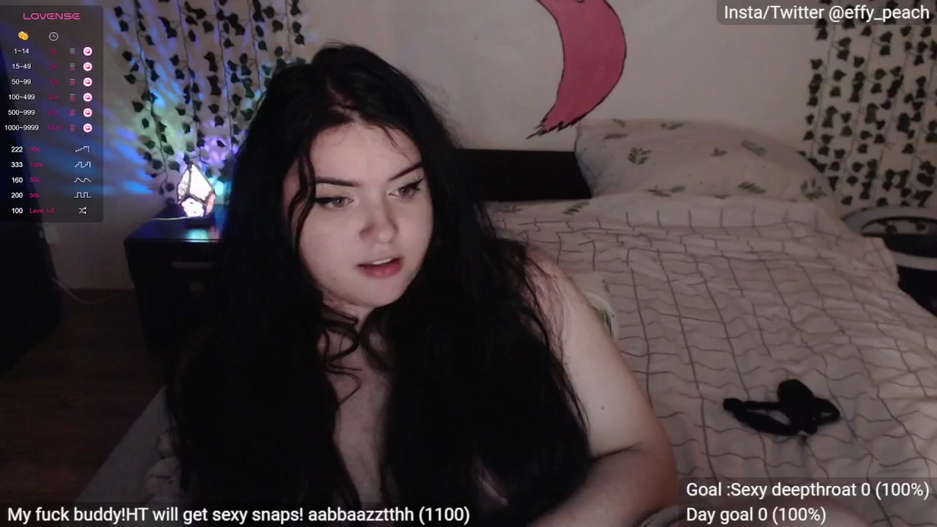 Gallery image thumbnail from Effy_peach's myfreecams stream on, 06/28/2024, 24:10 image 17 of 20