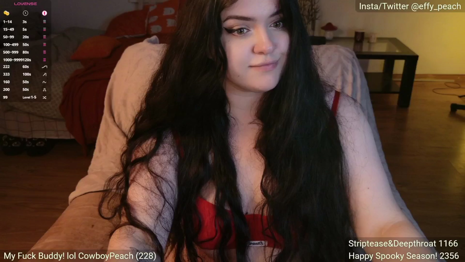 Gallery image thumbnail from Effy_peach's myfreecams stream on, 10/15/2025, 24:24 image 5 of 20
