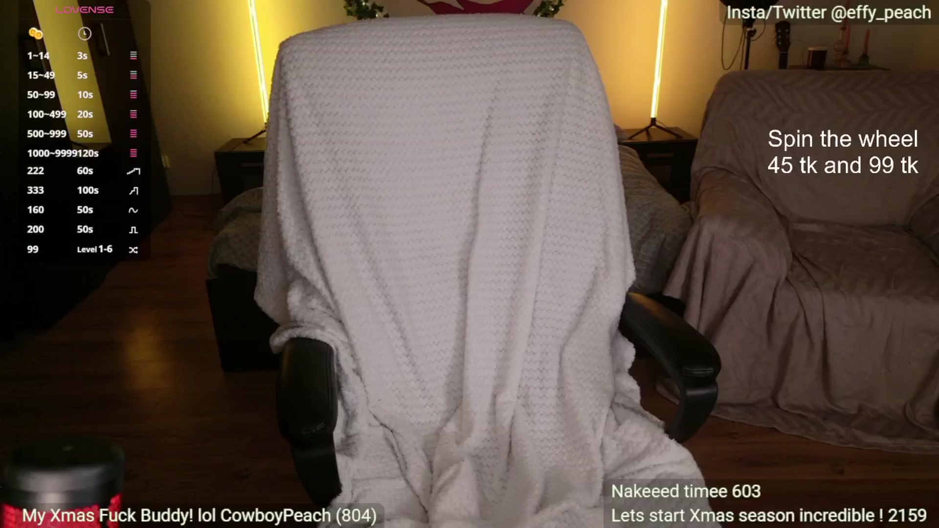 Gallery image thumbnail from Effy_peach's myfreecams stream on, 12/10/2025, 24:47 image 4 of 20