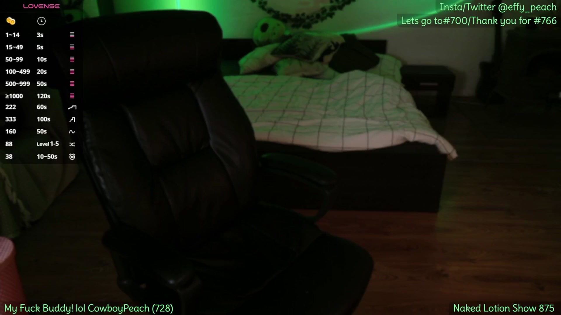 Gallery image thumbnail from Effy_peach's myfreecams stream on, 03/18/2026, 24:33 image 16 of 20