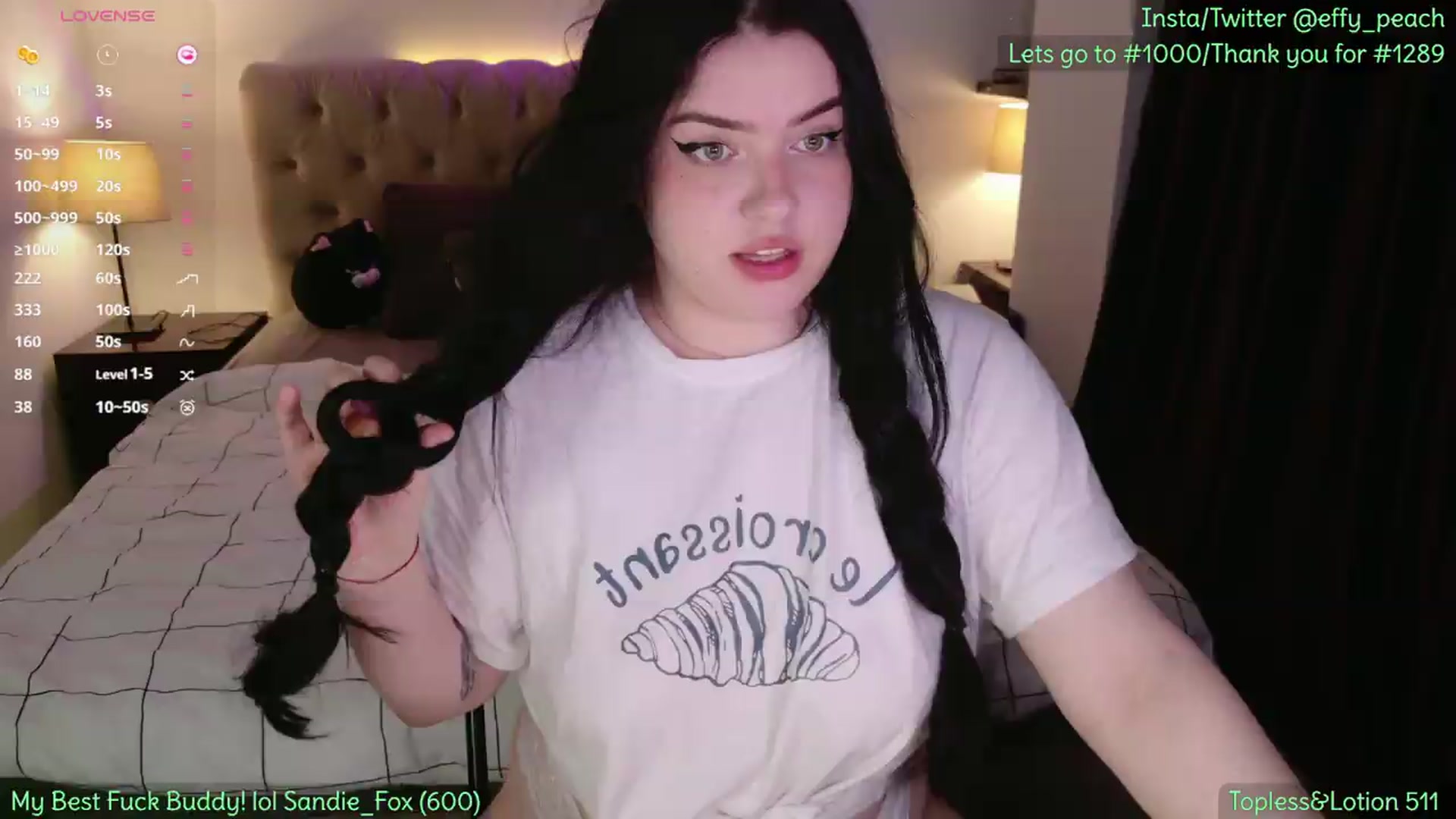 Gallery image thumbnail from Effy_peach's myfreecams stream on, 05/23/2026, 22:32 image 3 of 20